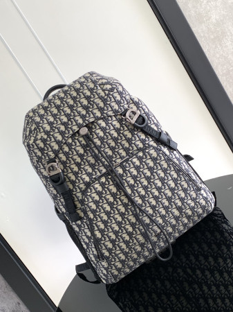 D*0r 8 Backpack with Flap Beige and Black D*0r Oblique Jacquard 31 x 48 x 16.5 cm