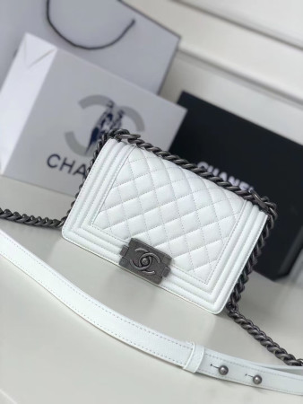 Ch*el Small BOY Ch*el Handbag 20x12x7cm
