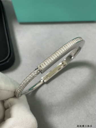 t*f*ny & co. t lock square Di*m*nd bracelet