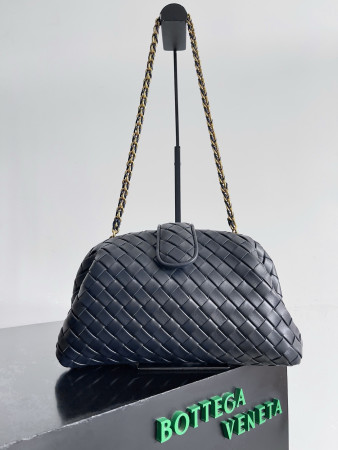 Bo*te*ga Ve*ne*ta LAUREN CLUTCH Andiamo Parachute 31x16.5x11cm
