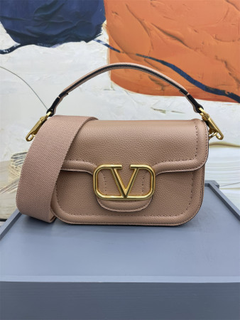 va*t*no GARAVANI ALLTIME GRAINY CALFSKIN SHOULDER BAG ROSE CANNELLE 23.5x18X8cm