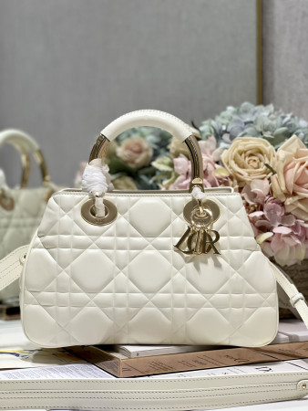 Lady D*0r 95•22 30×18.5×11.5cm