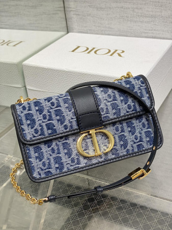 D*0r 30 Montaigne East-West Bag with Chain Blue Denim D*0r Oblique Jacquard  21 x 12 x 6 cm