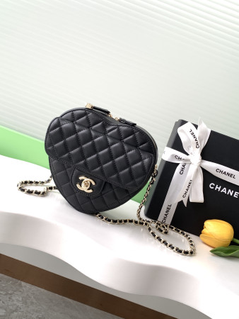 Ch*el 22cc Love Bag AS3191 18x16.5x6.5cm