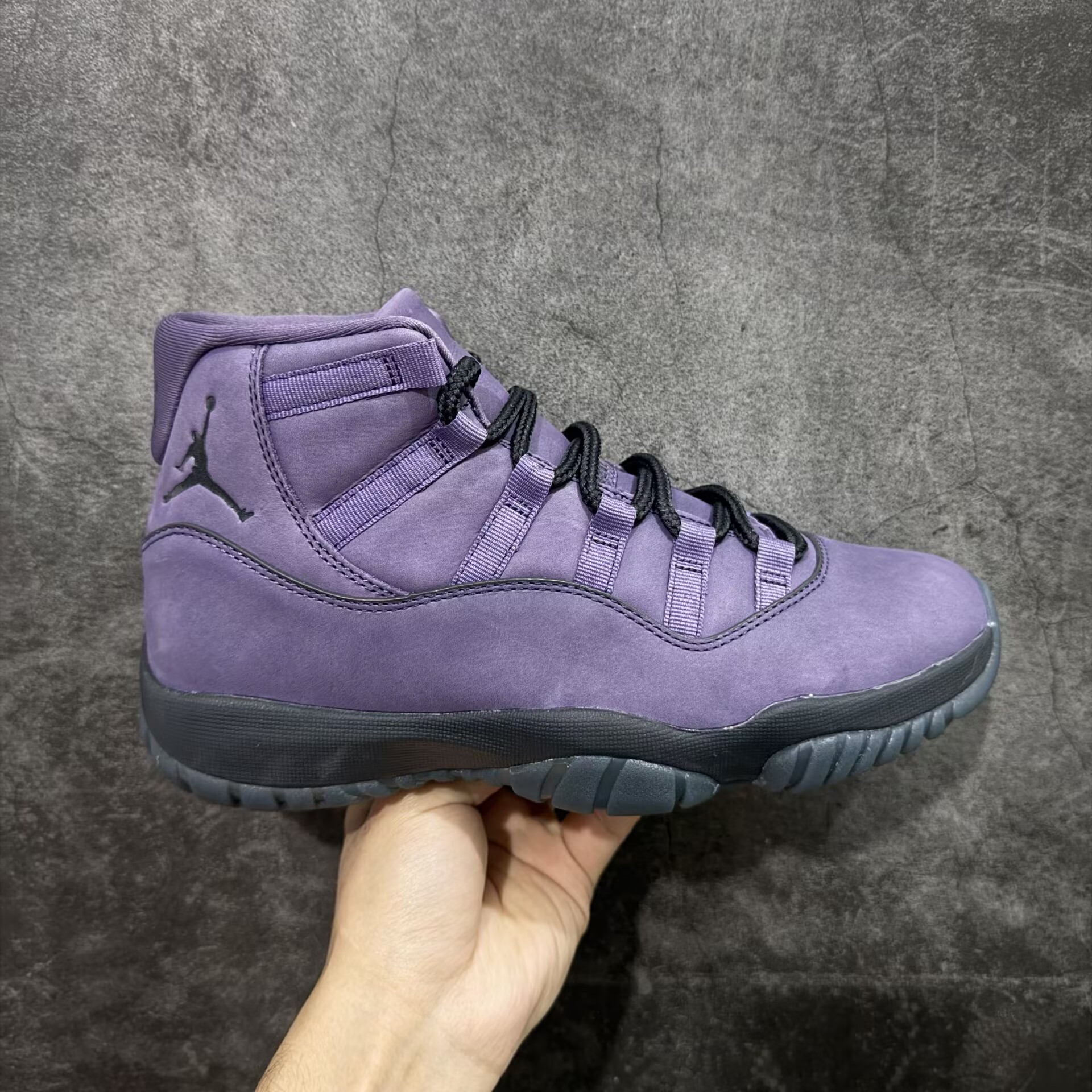 UA AIR Jordan 11 Retro 'Mojave'