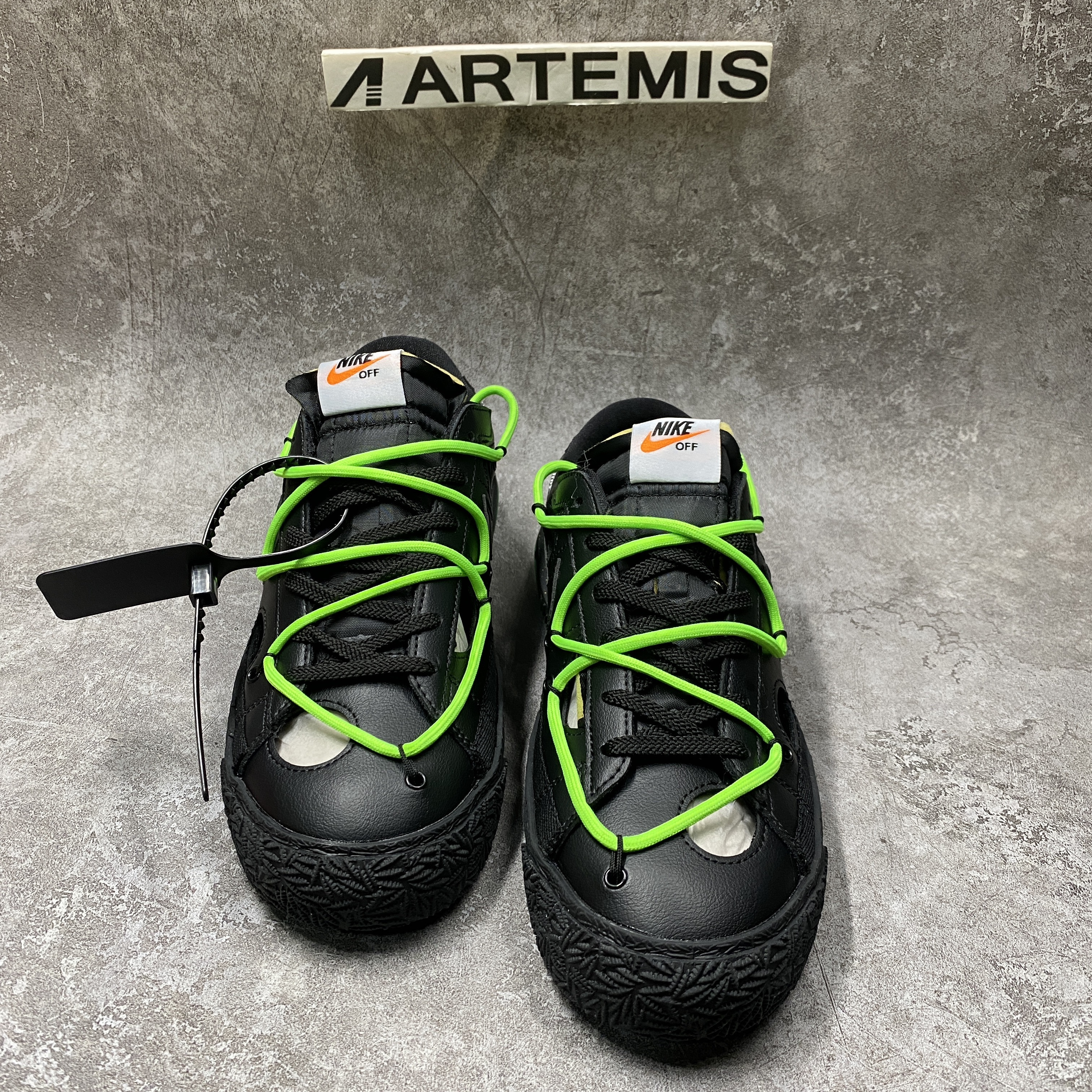 Off-White x Nike Blazer Low