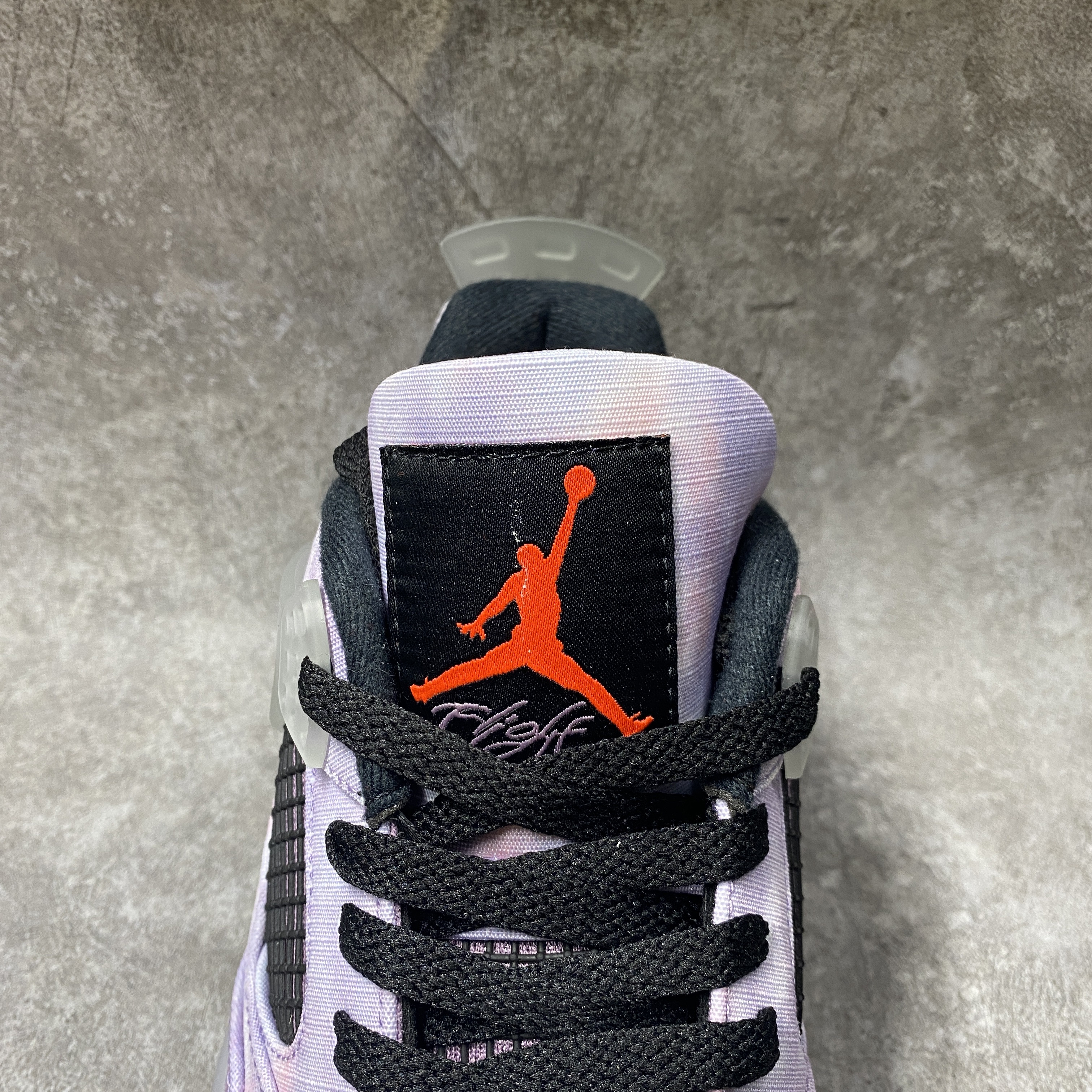 Air Jordan 4 Retro