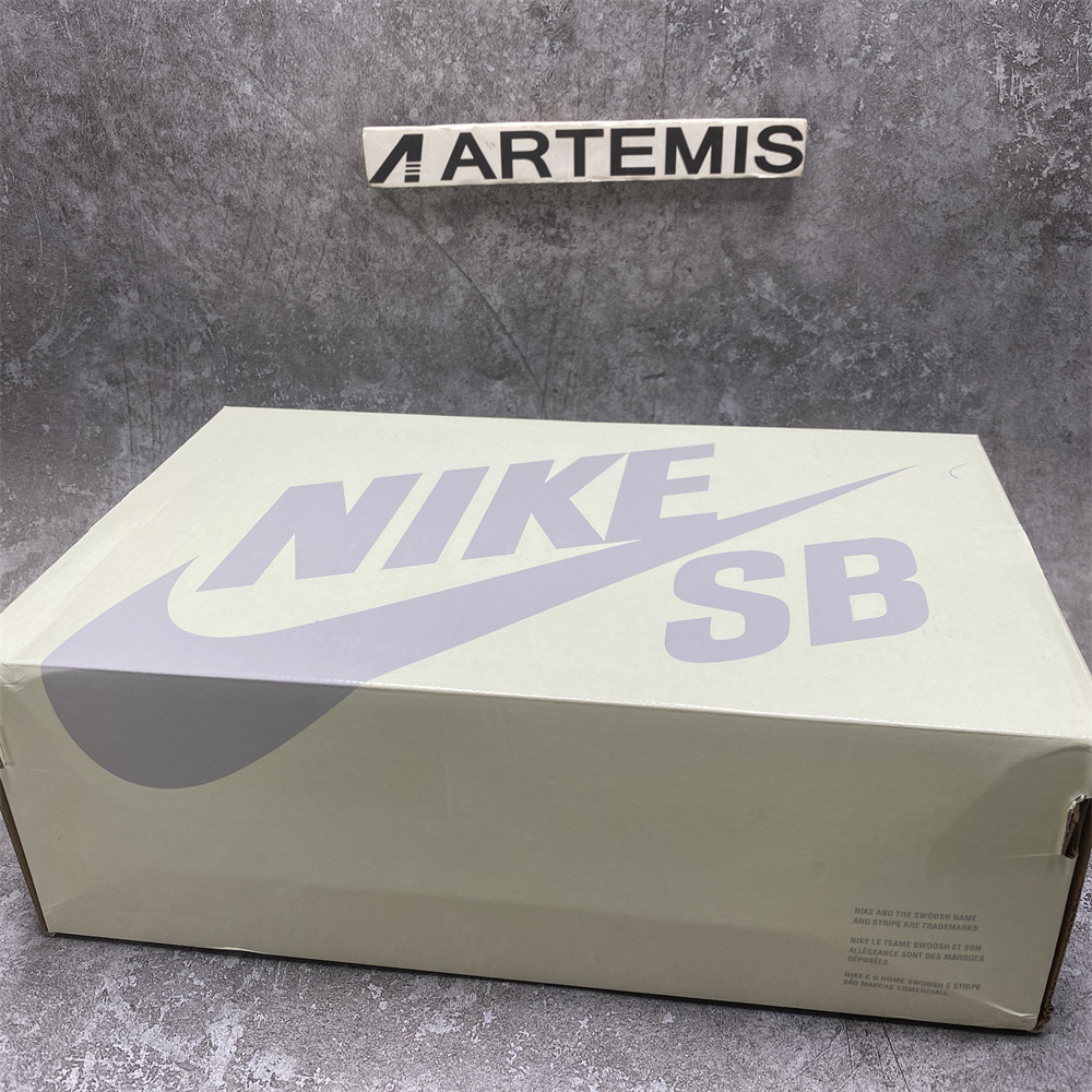 UA Nike SB Dunk Low Futura Laboratories Bleached Aqua