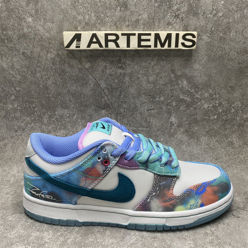 UA Nike SB Dunk Low Futura Laboratories Bleached Aqua