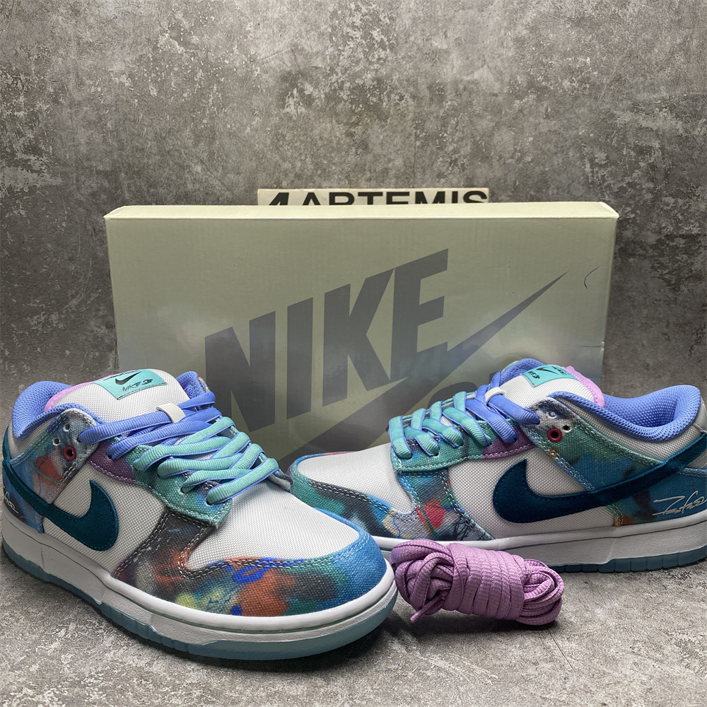UA Nike SB Dunk Low Futura Laboratories Bleached Aqua