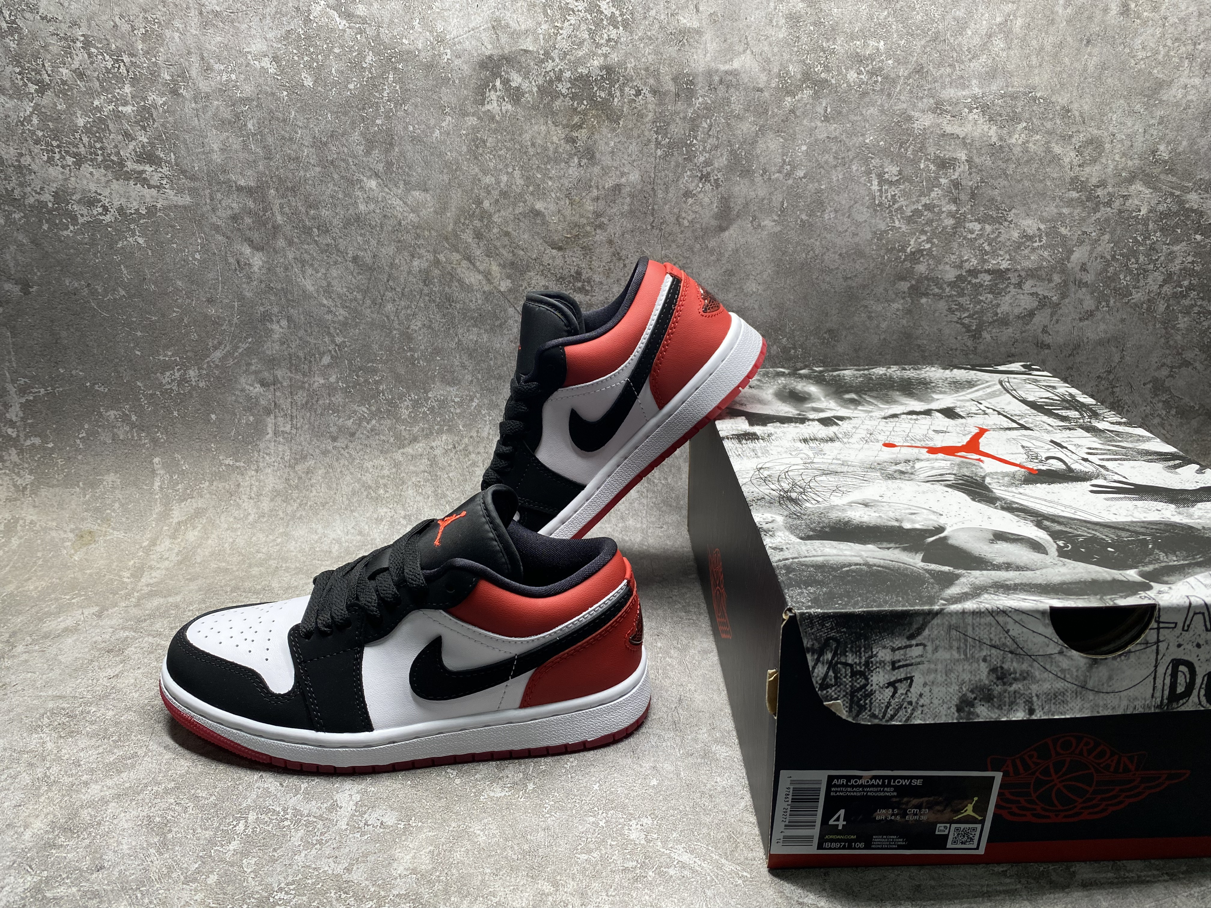 UA AIR JORDAN 1 LOW SE