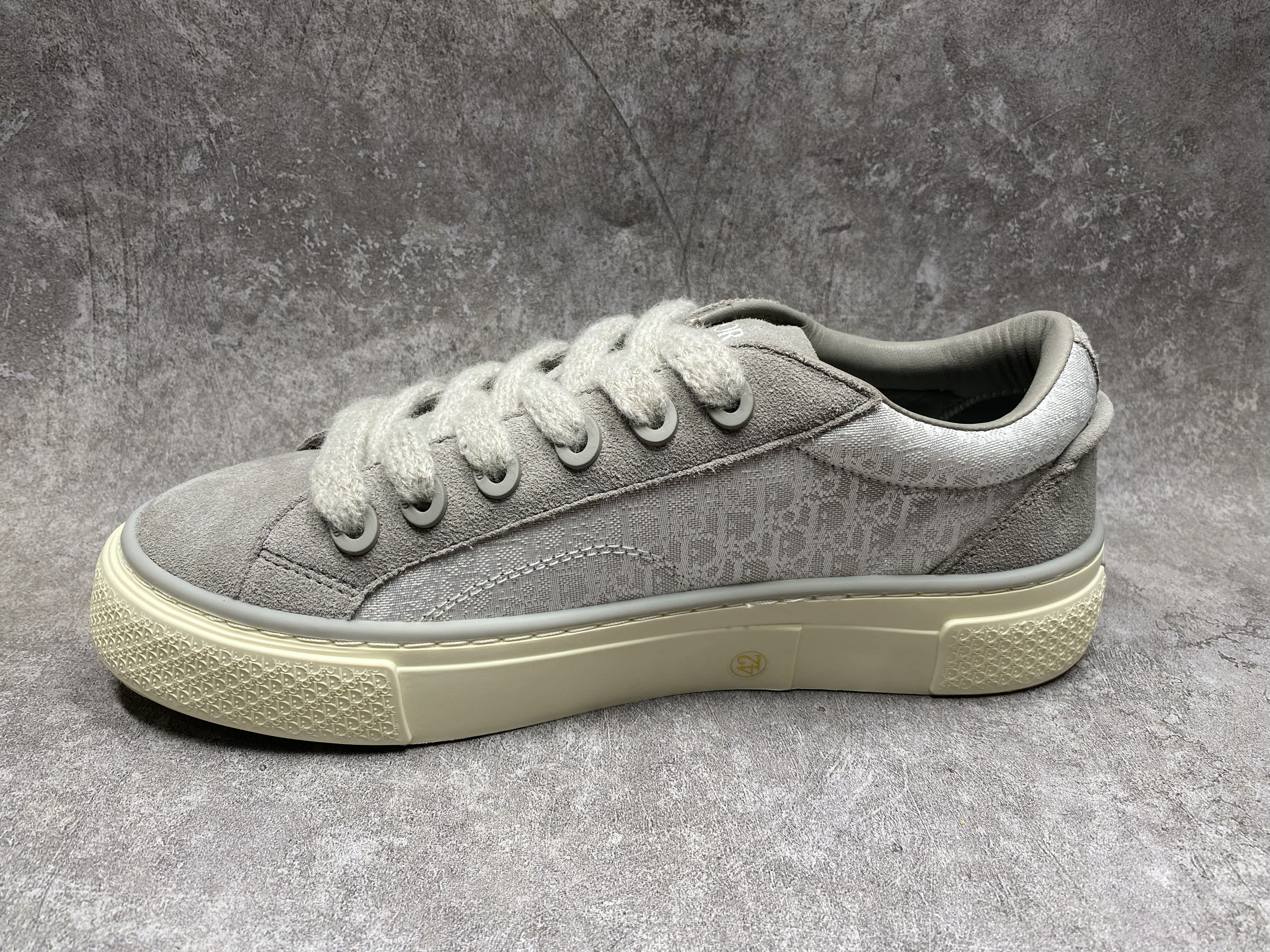 UA D*0r B33 Sneaker