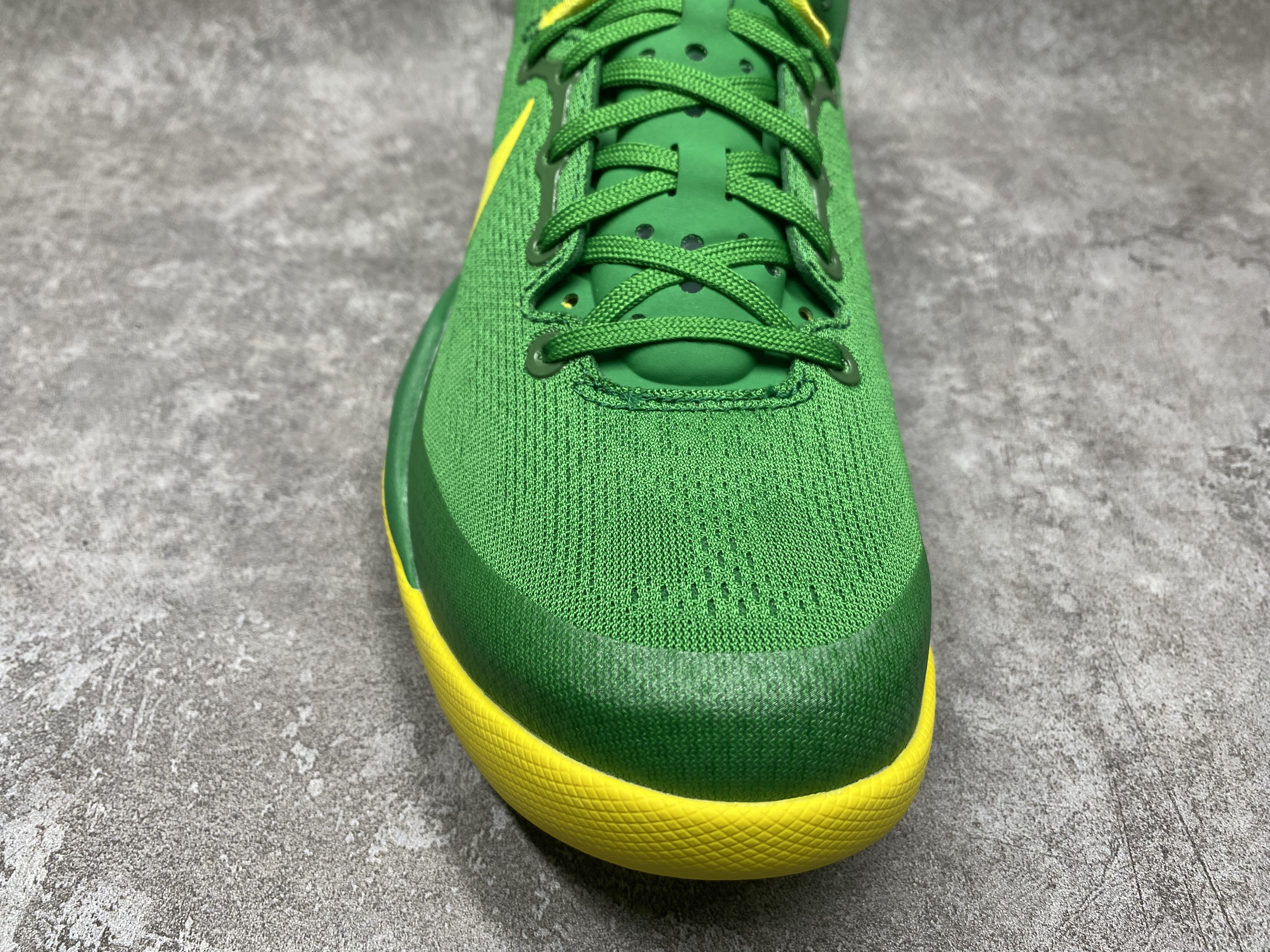 UA Nike Kobe 8 Protro