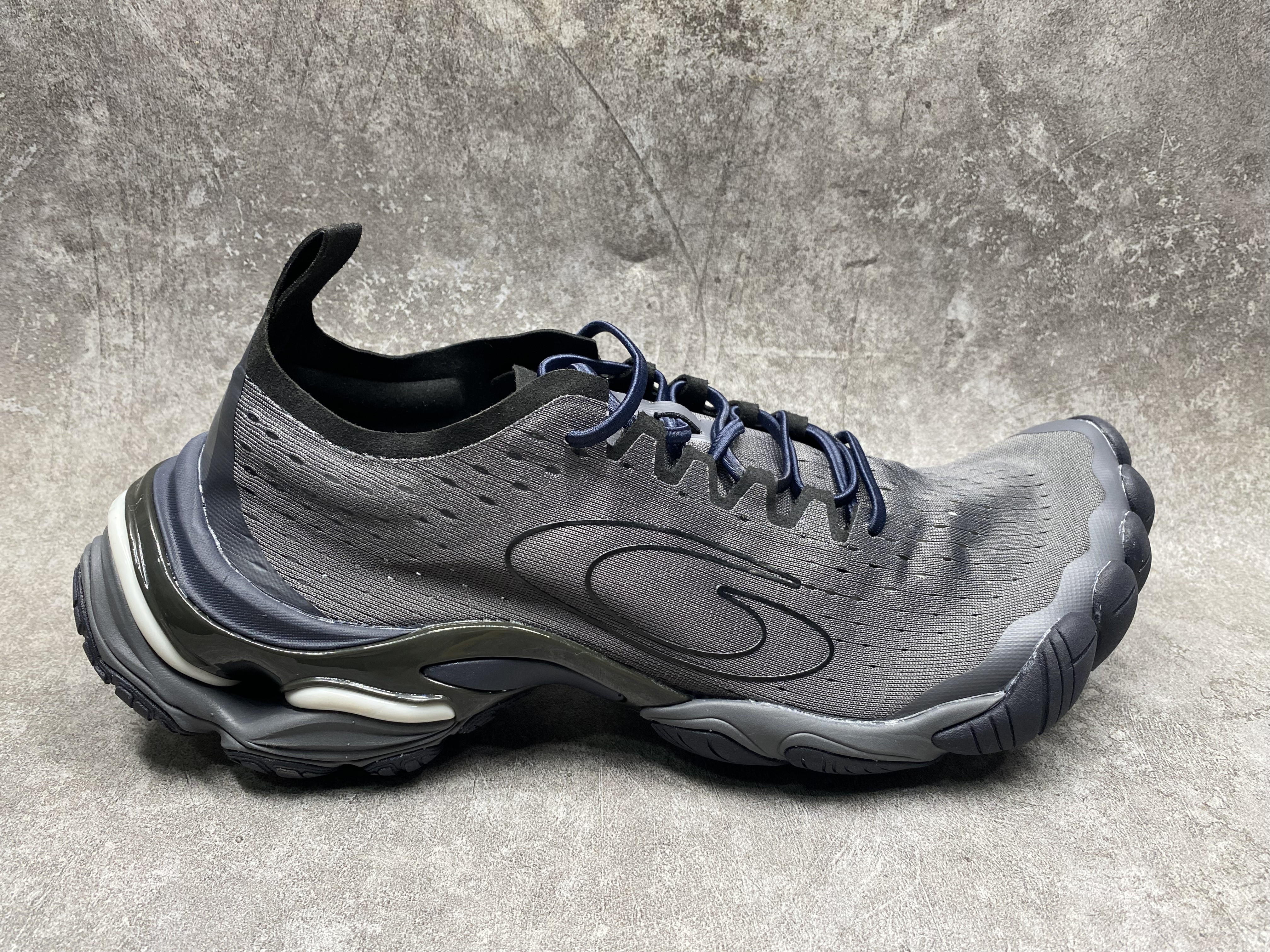 ua ba*len*cia*ga anaT0mic runner sneakers