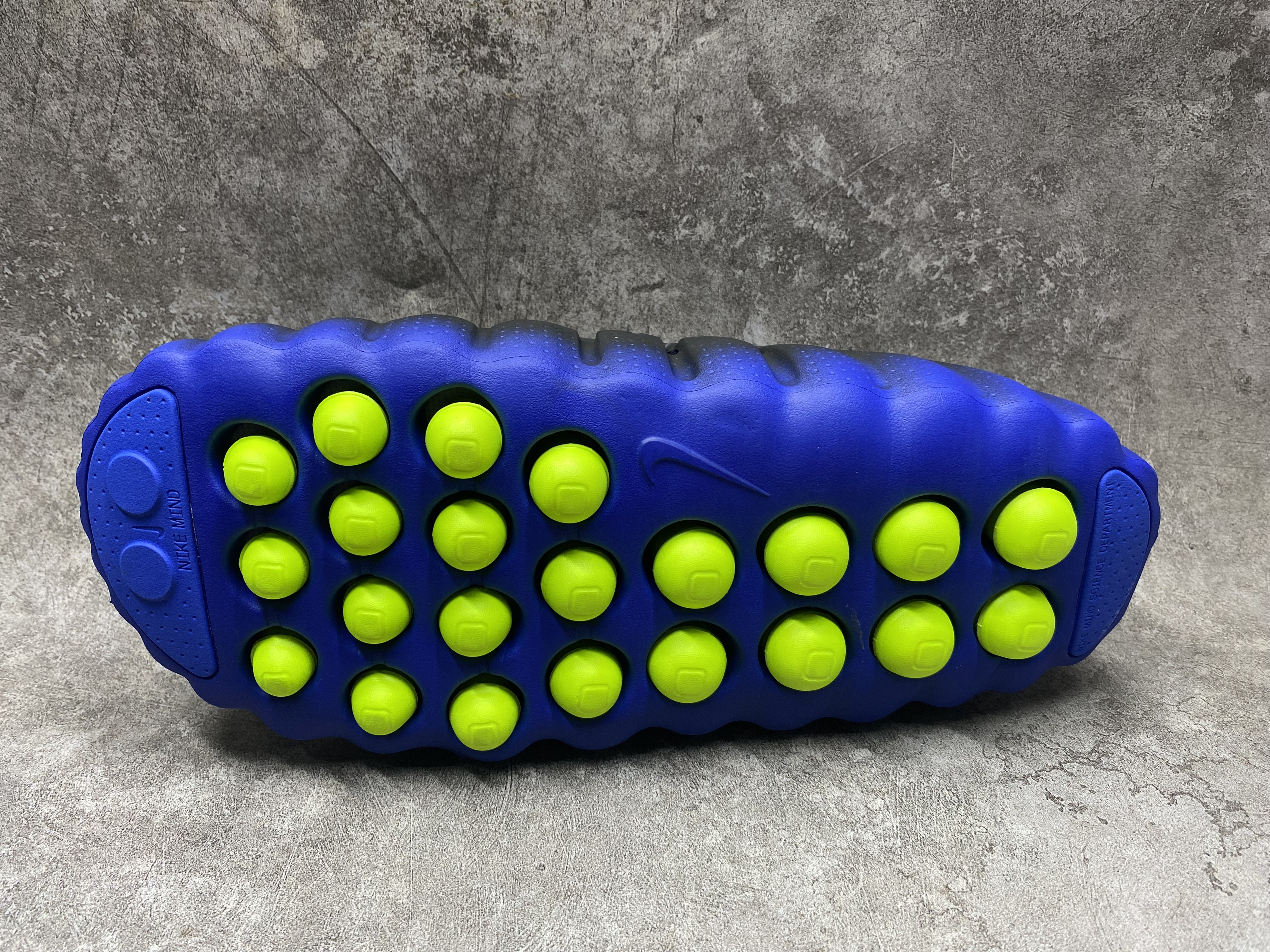 Nike Mind 001 Slide (Runs one size small)