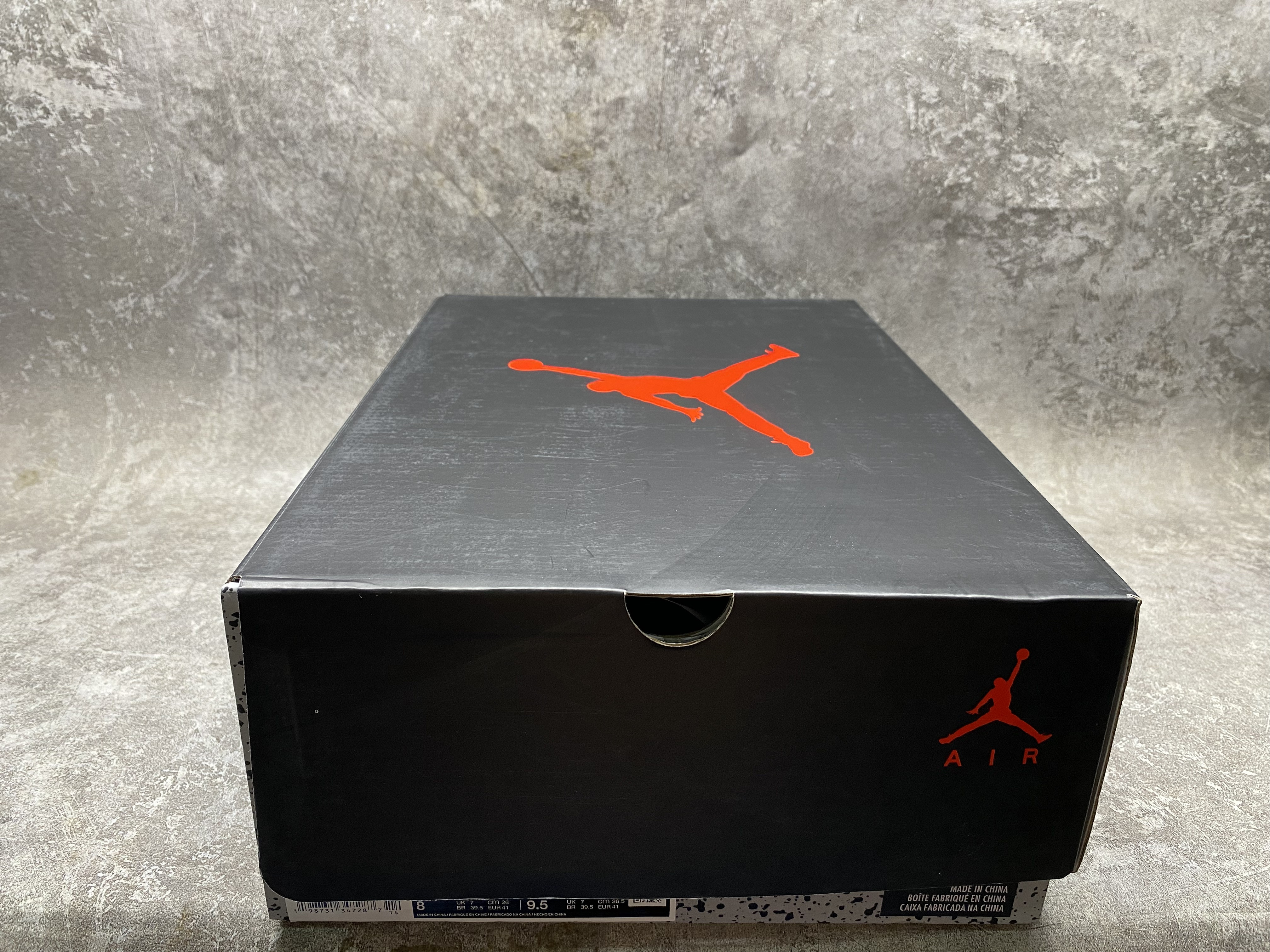 UA AIR Jordan 6 Retro