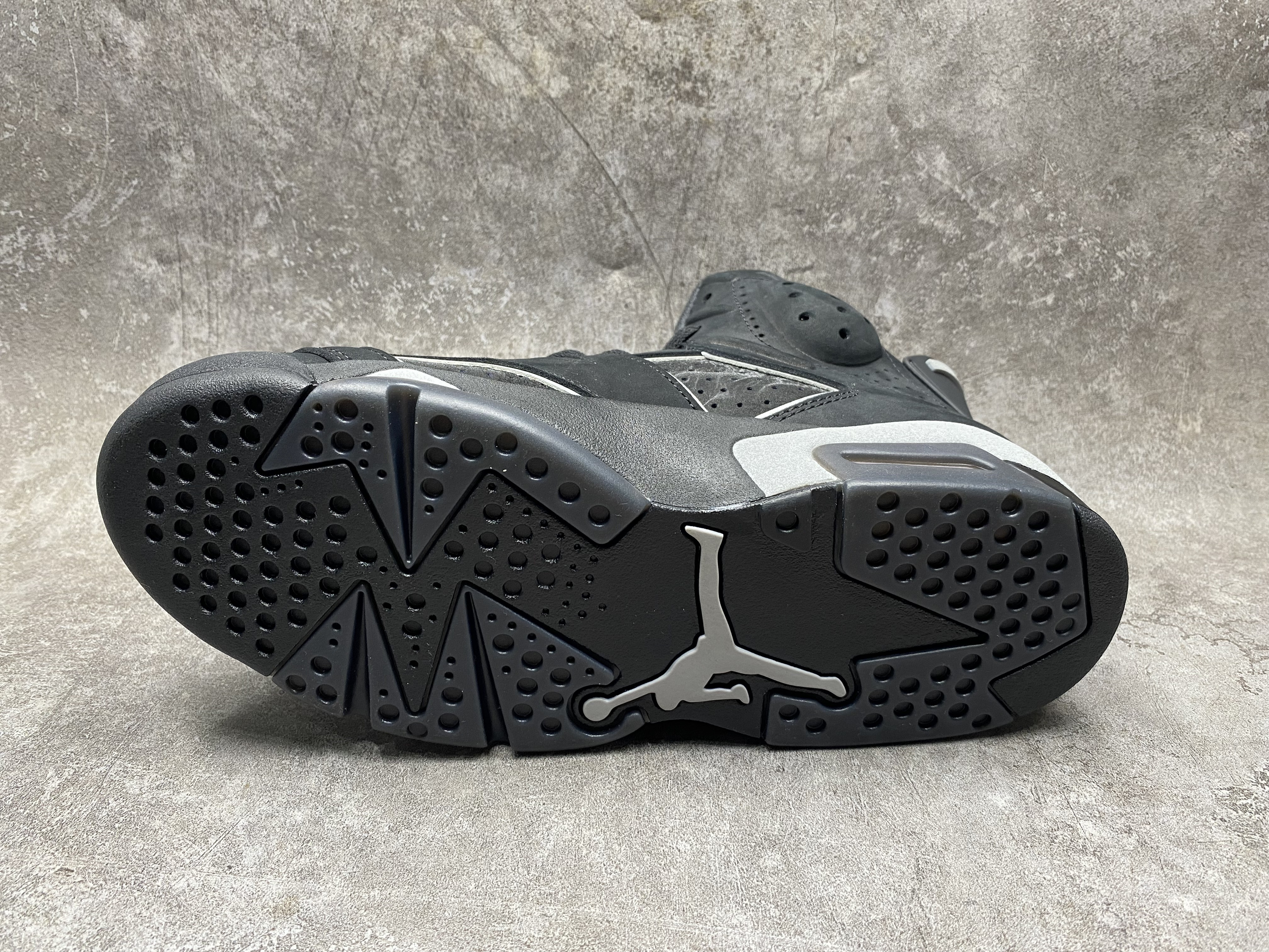 UA AIR Jordan 6 Retro