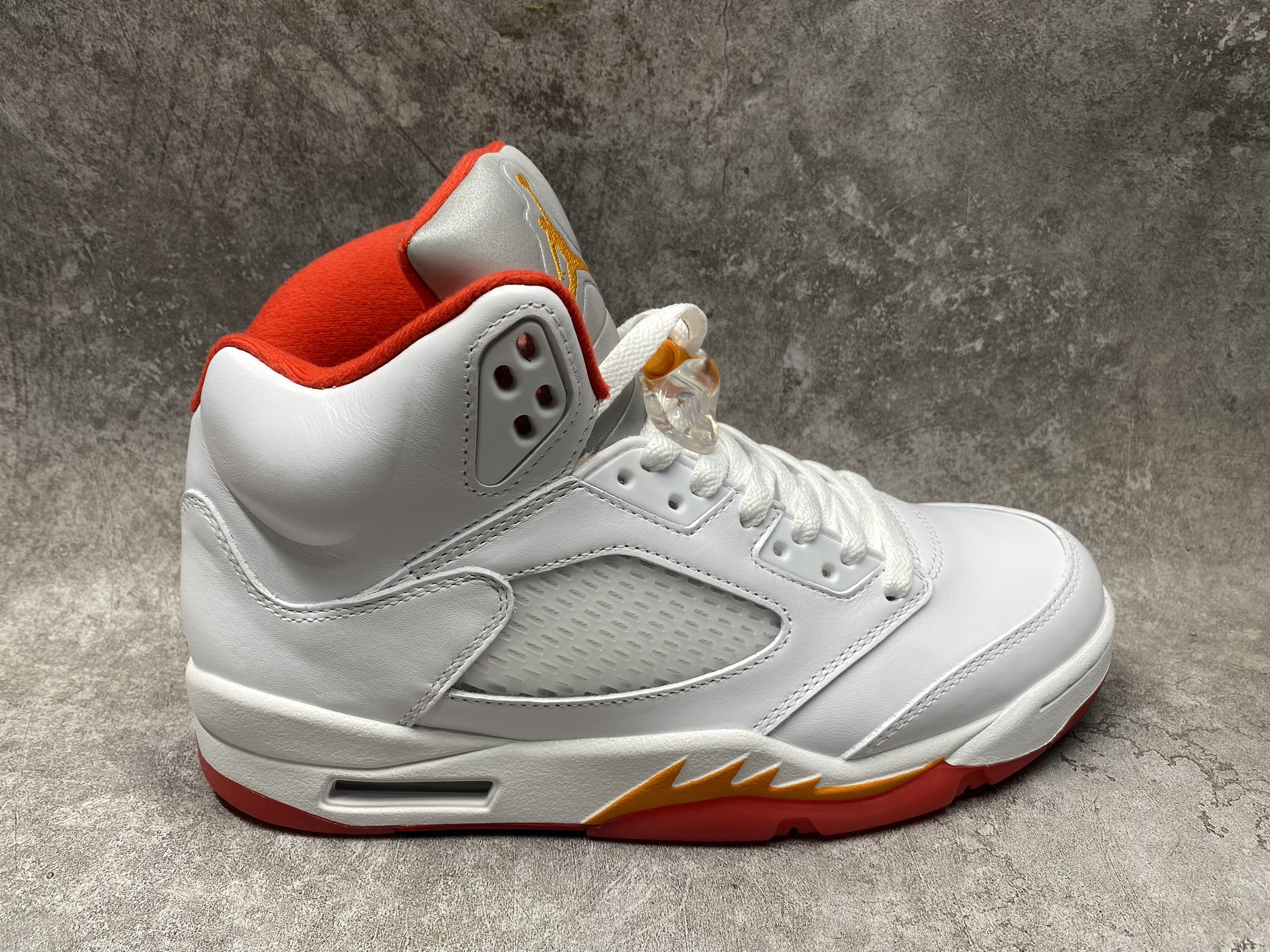UA Air Jordan 5 Retro OG