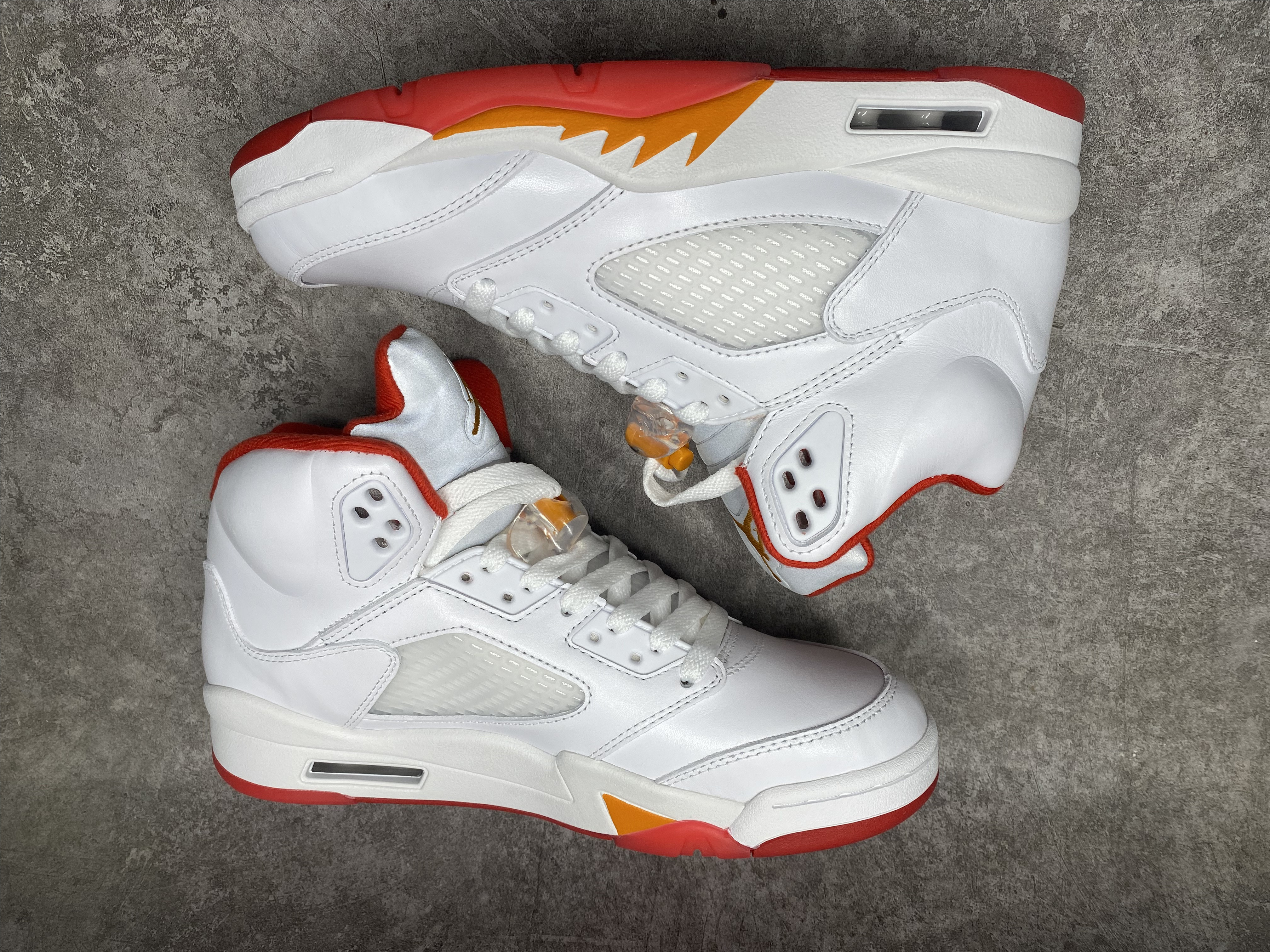 UA Air Jordan 5 Retro OG