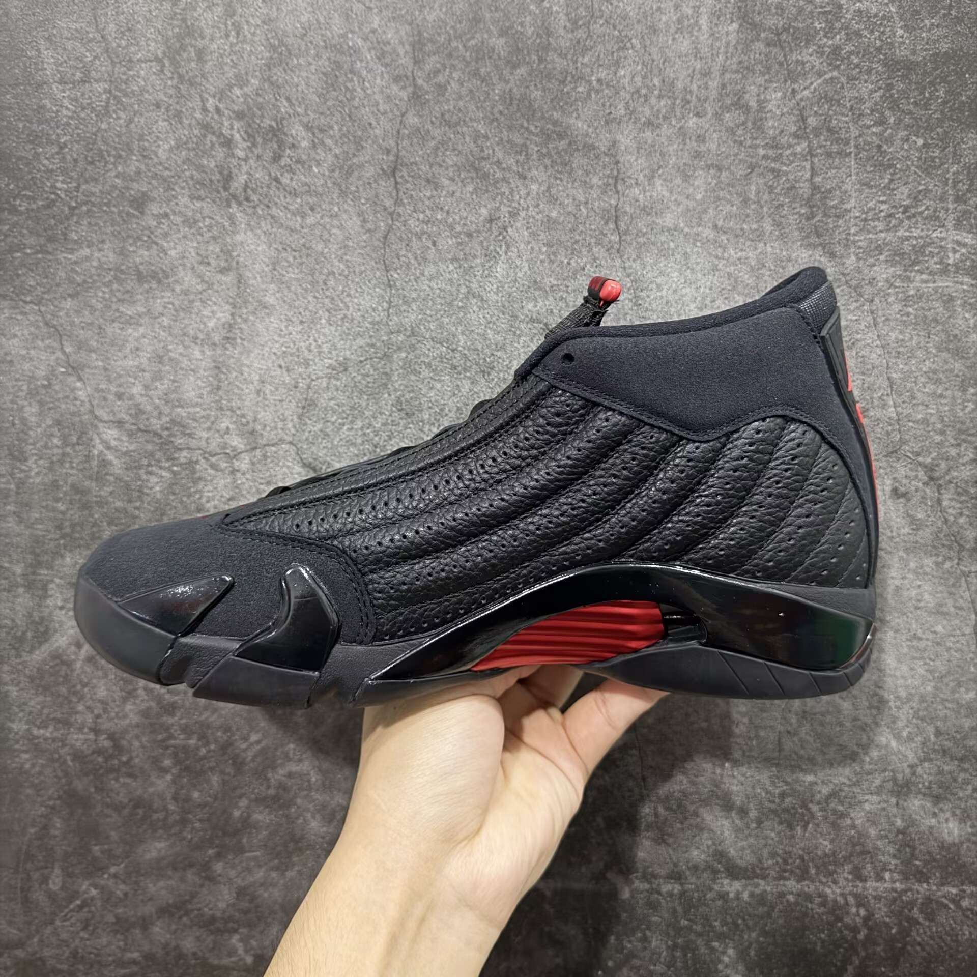 UA AIR Jordan 14 Retro