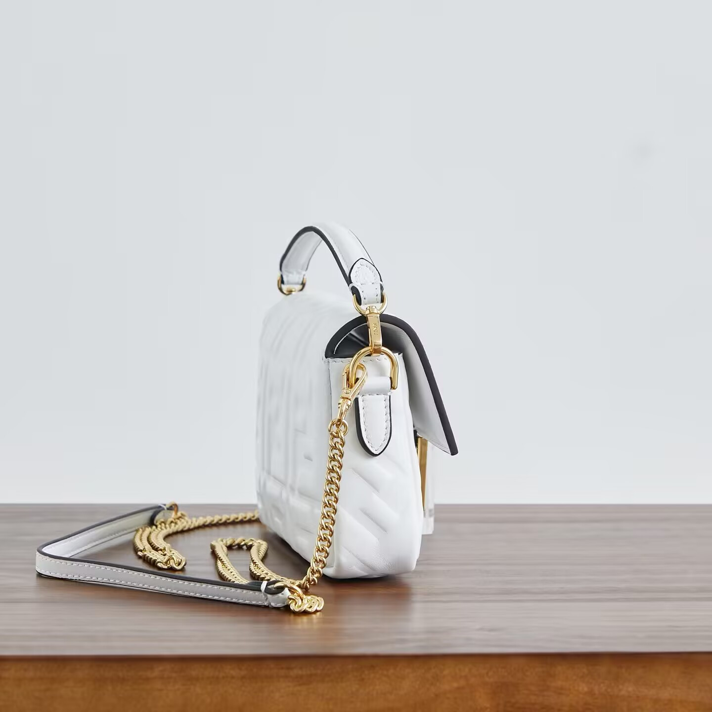 F**di baguette mini bag 19x4x10cm