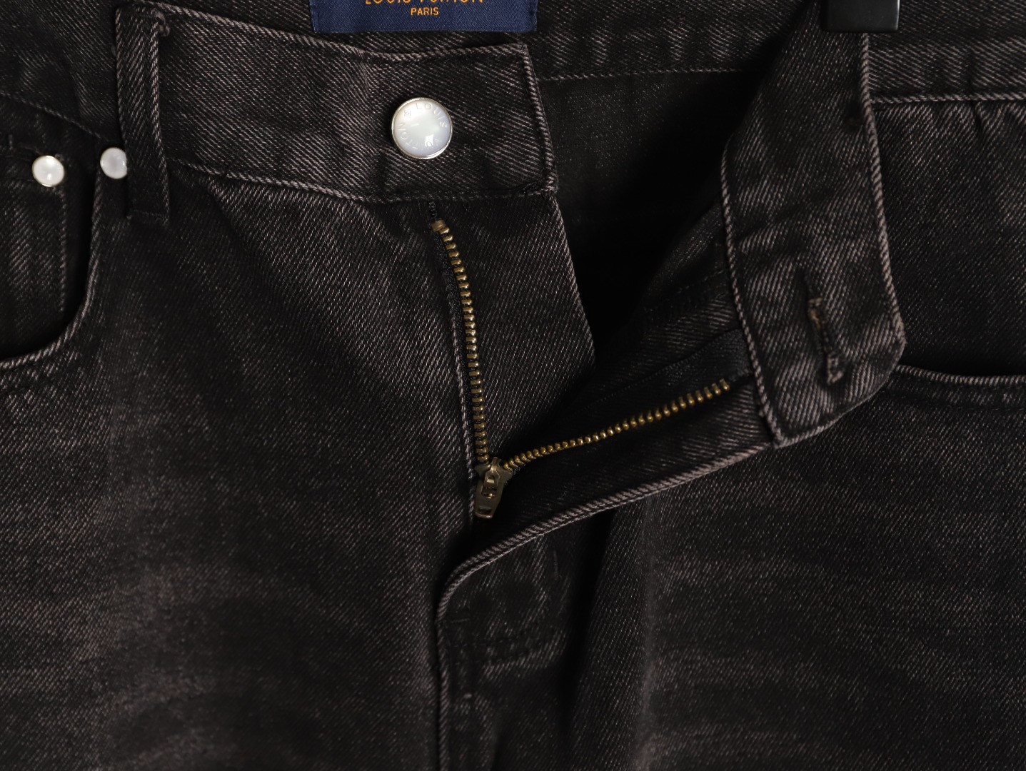 l0*is V*t0n x nigo 26ss jeans