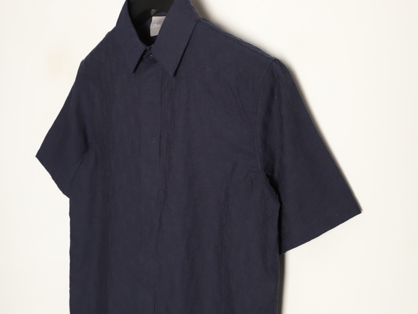 D*or short-sleeved shirts
