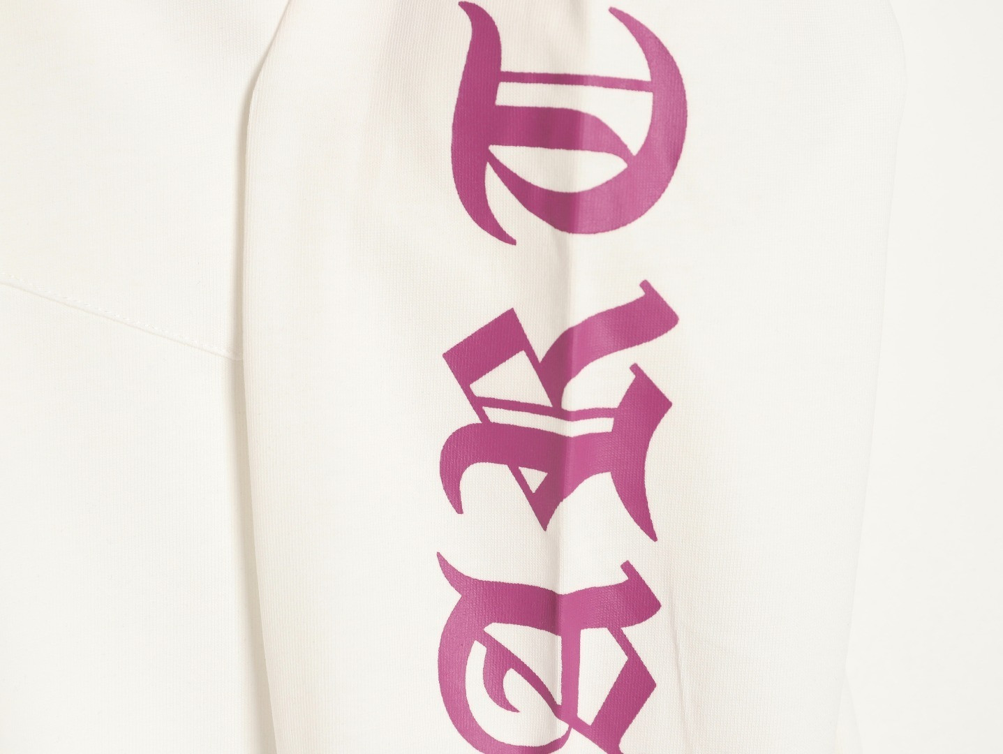 Ch**me He**ts long-sleeved t-shirt