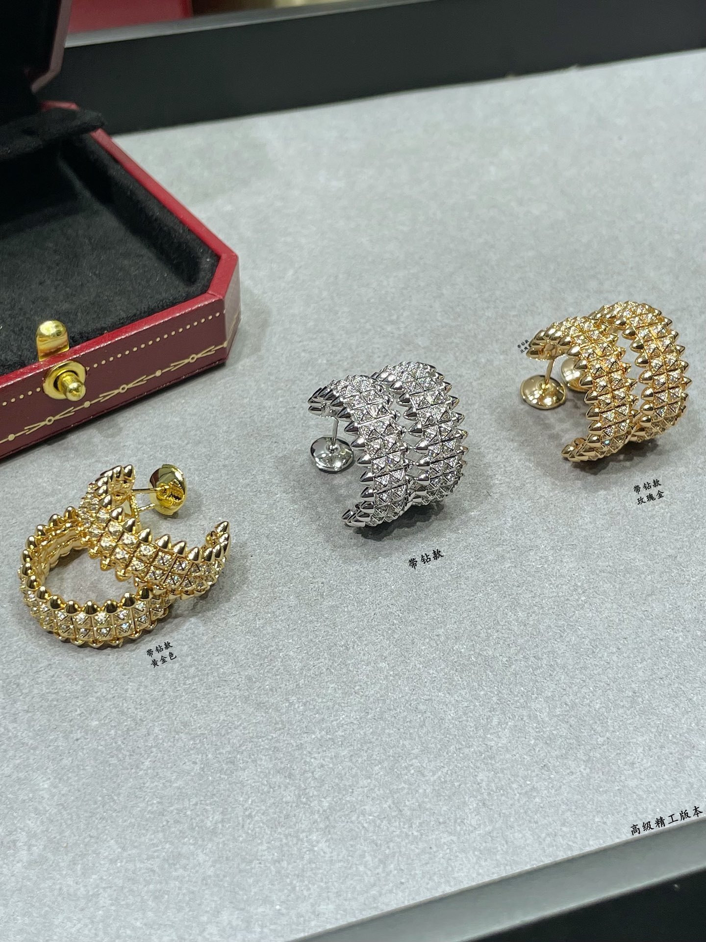 ca*t*er double-row bullet earrings with Di*m*nds