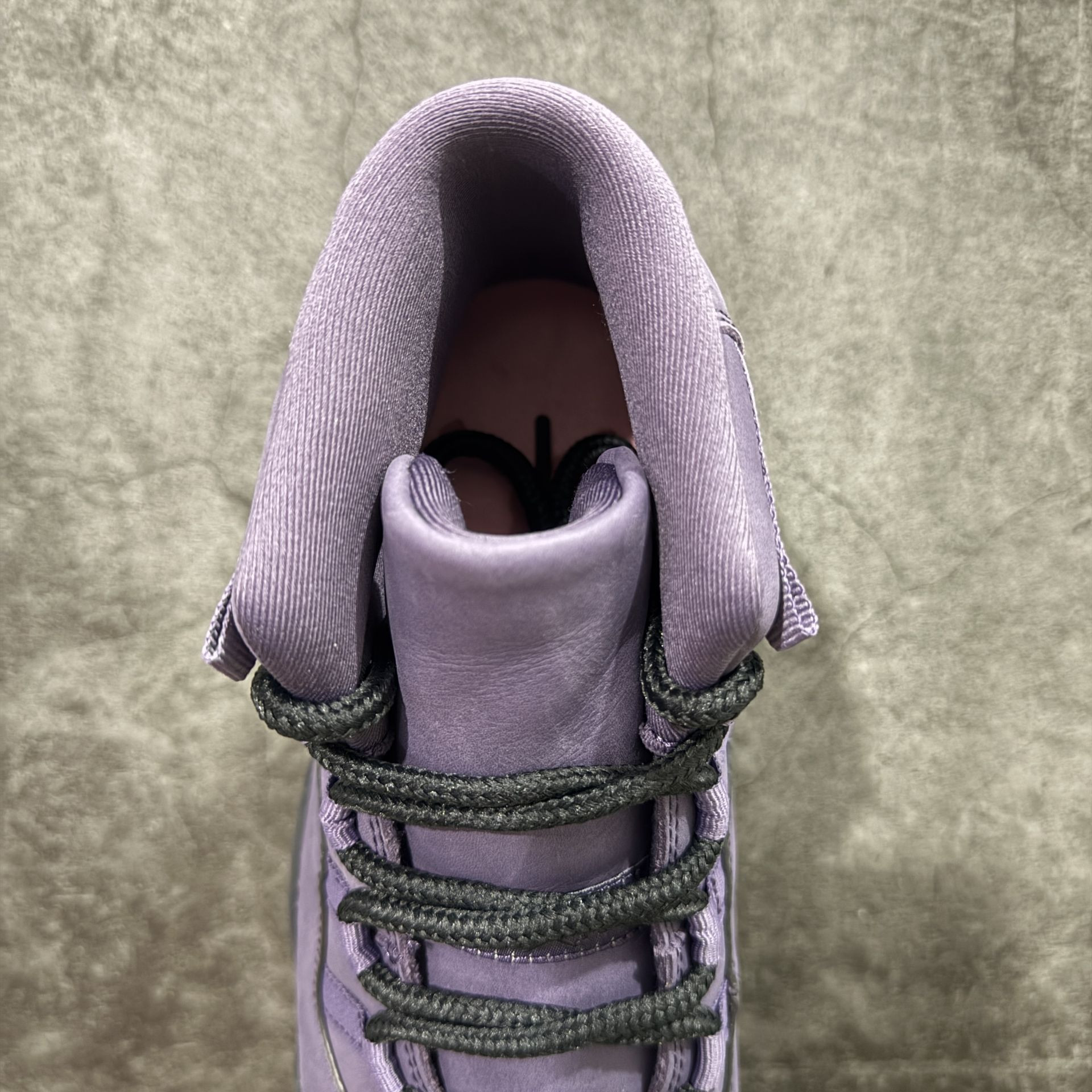 UA AIR Jordan 11 Retro