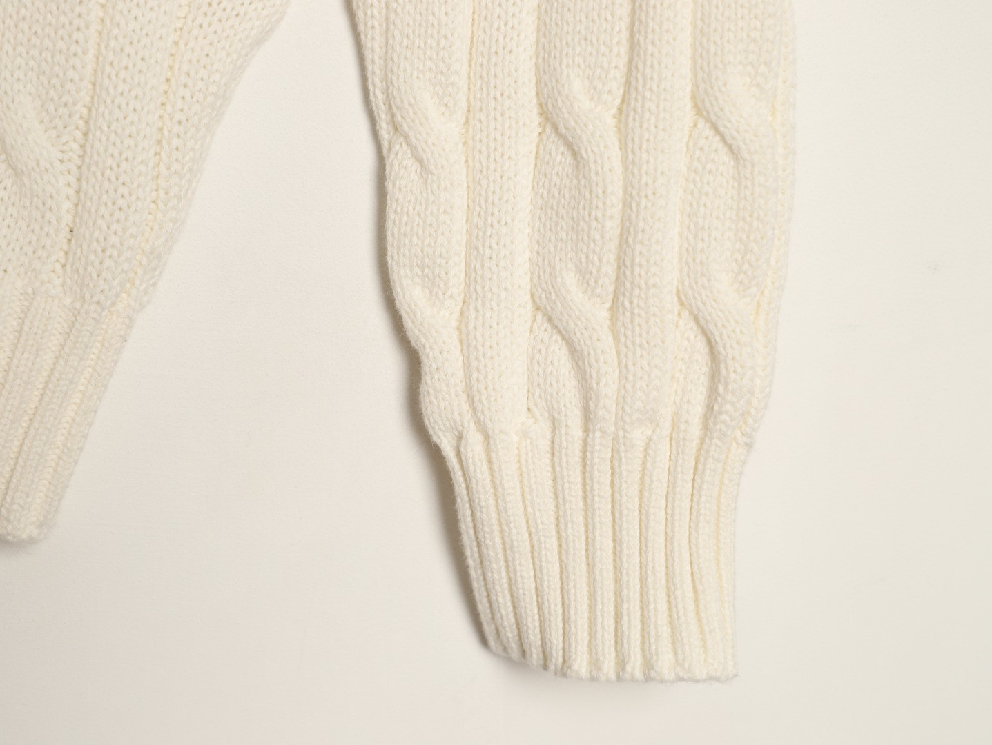 Pra*a sweaters