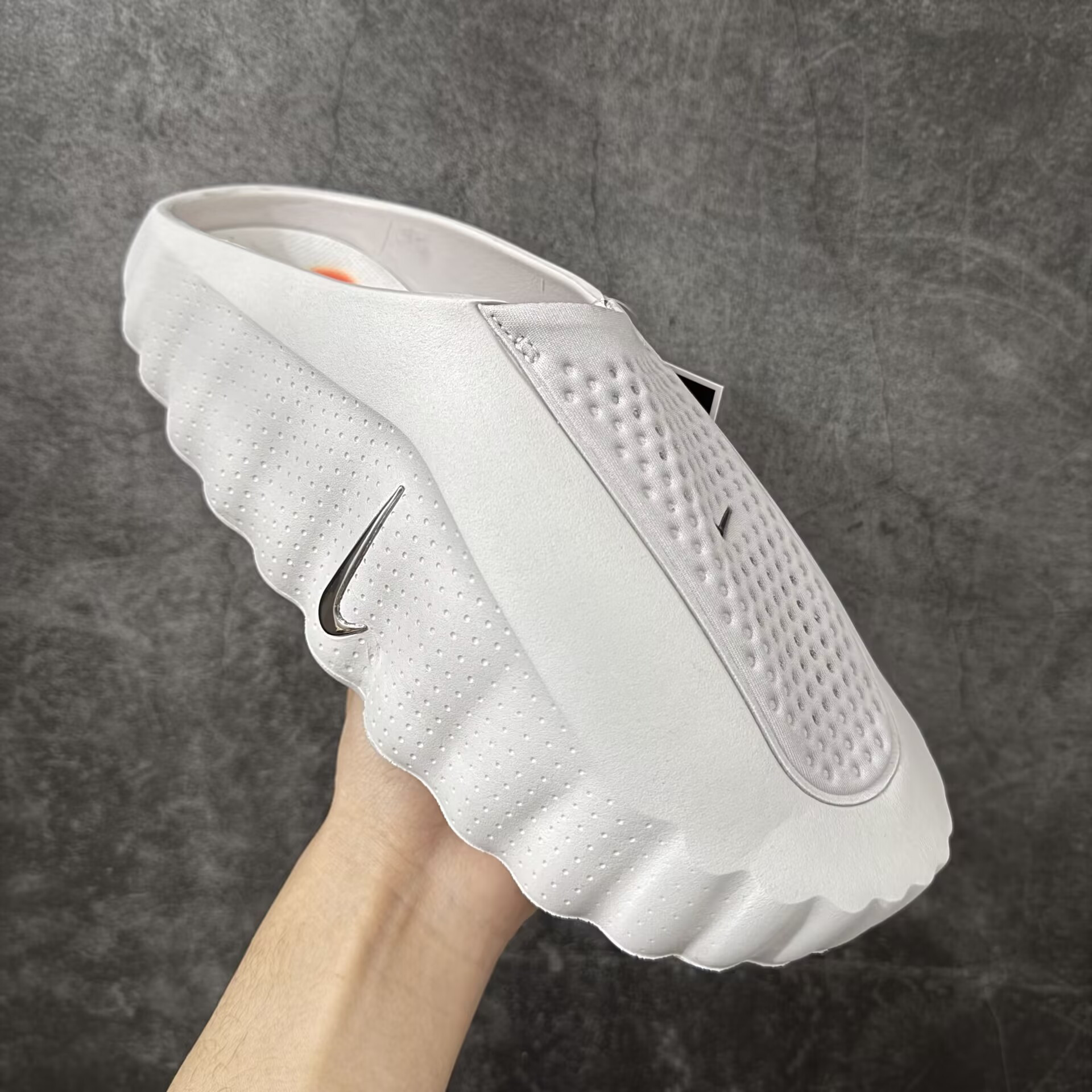Nike Mind 001 Slide Light Smoke Grey (Runs one size small)