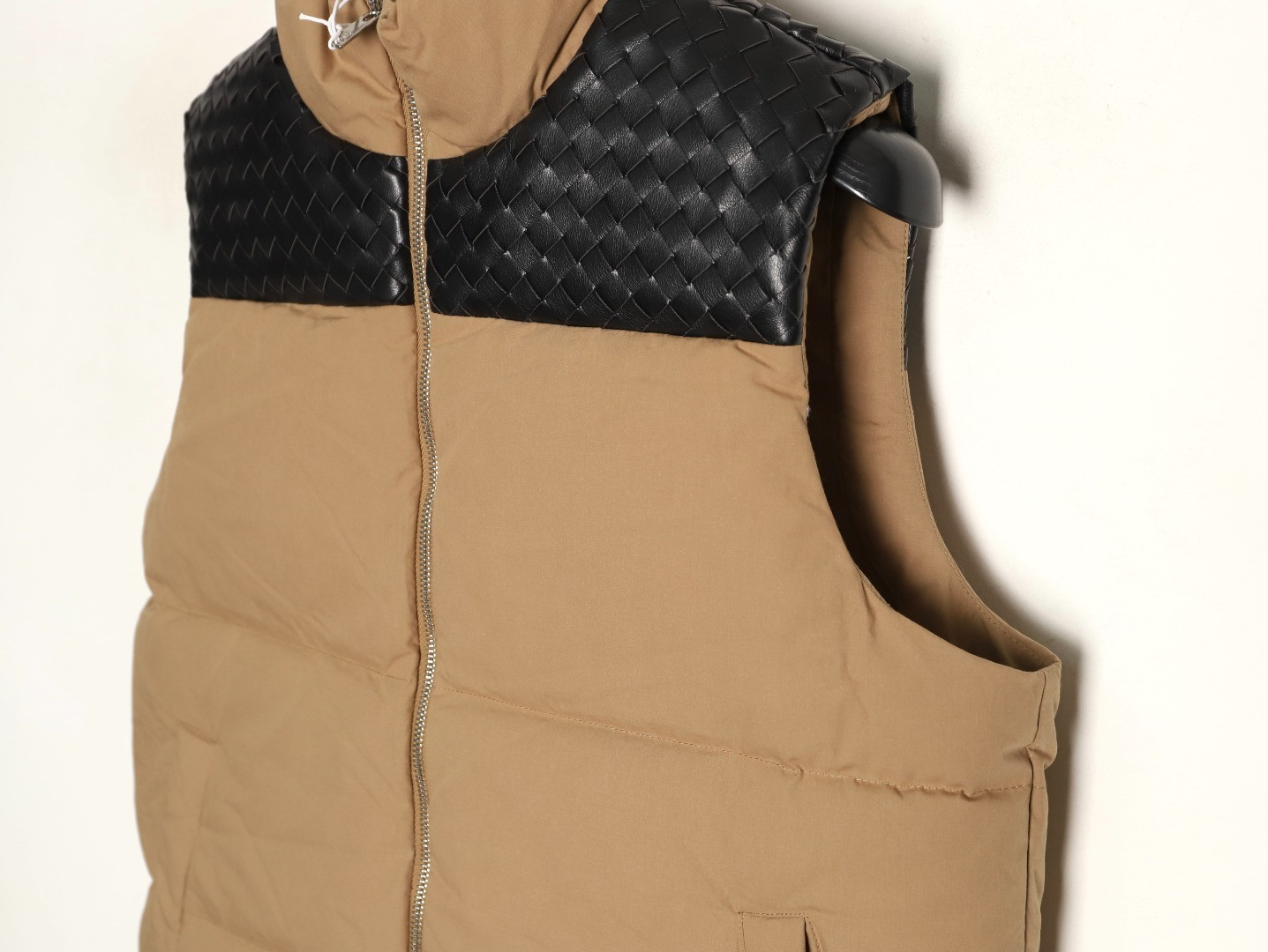 bo*te*ga Ve*ne*ta puffer vest