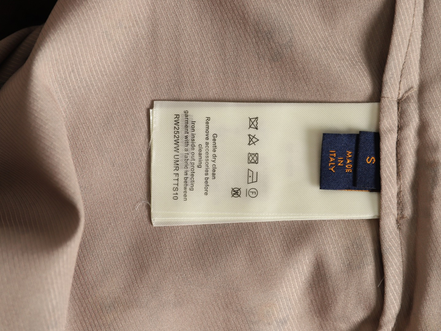 l0*is V*t0n 26ss short-sleeved shirts suit
