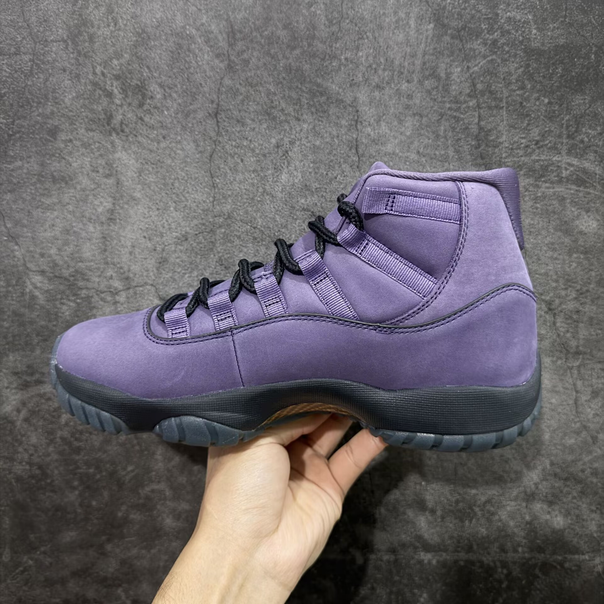 UA AIR Jordan 11 Retro