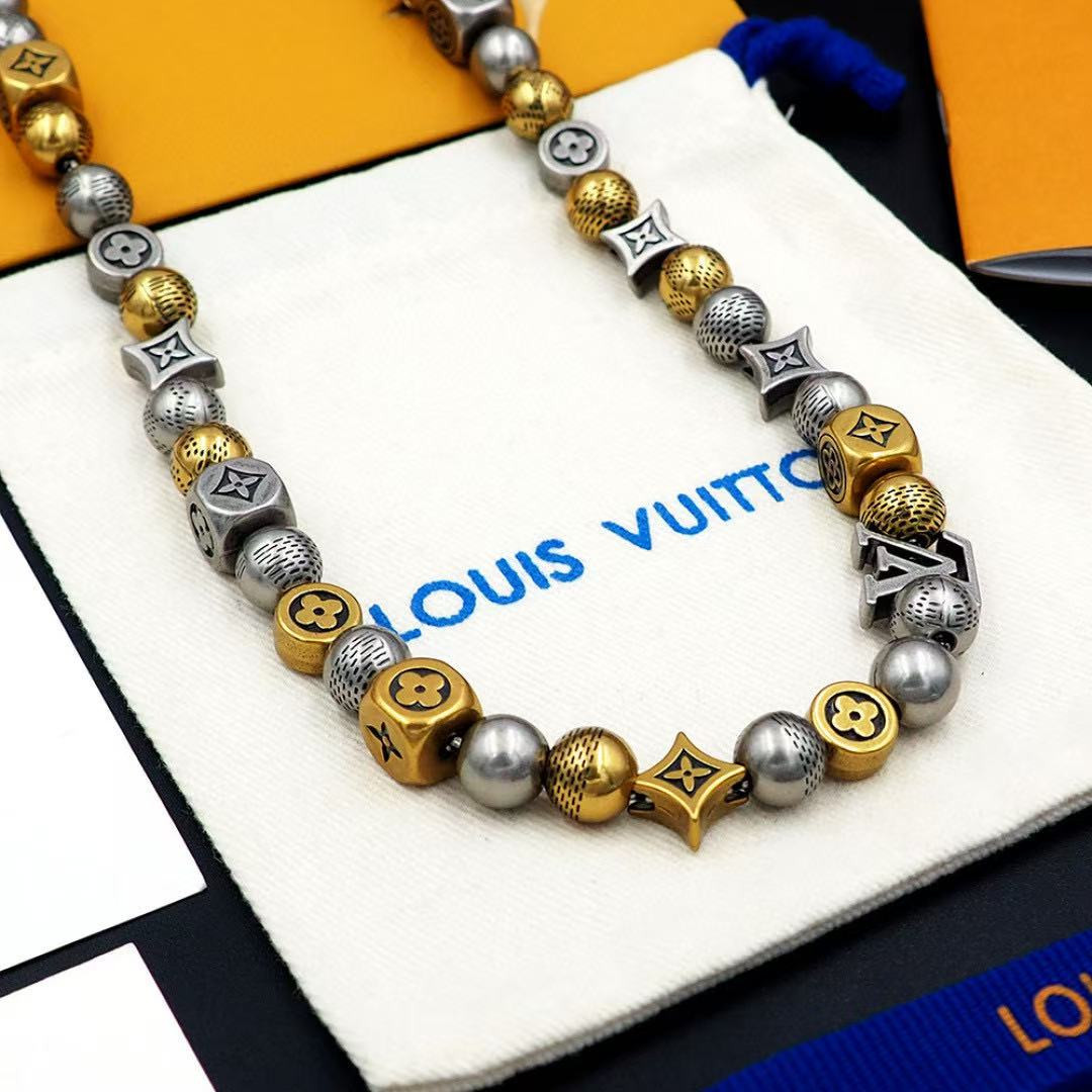 l0*is V*t0n damier party necklace