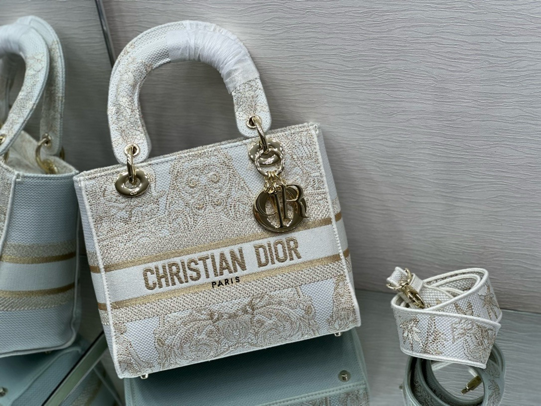 MEDIUM D*0r LADY D-LITE BAG  24 x 20 x 11 cm