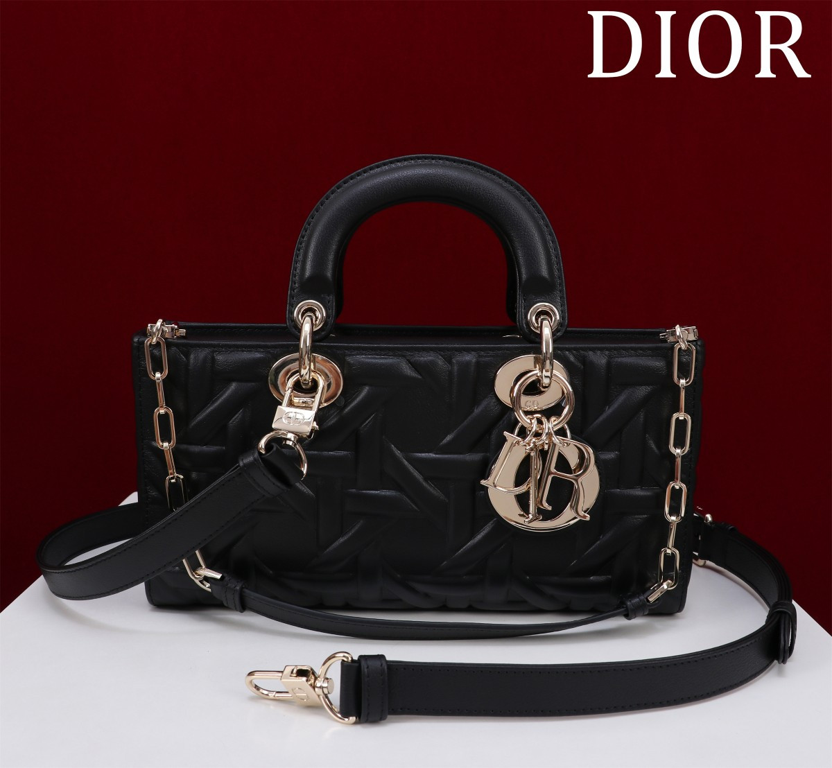 D*0r Medium Lady D-Joy Bag Latte Graphic Cannage 26 x 13.5 x 5 cm