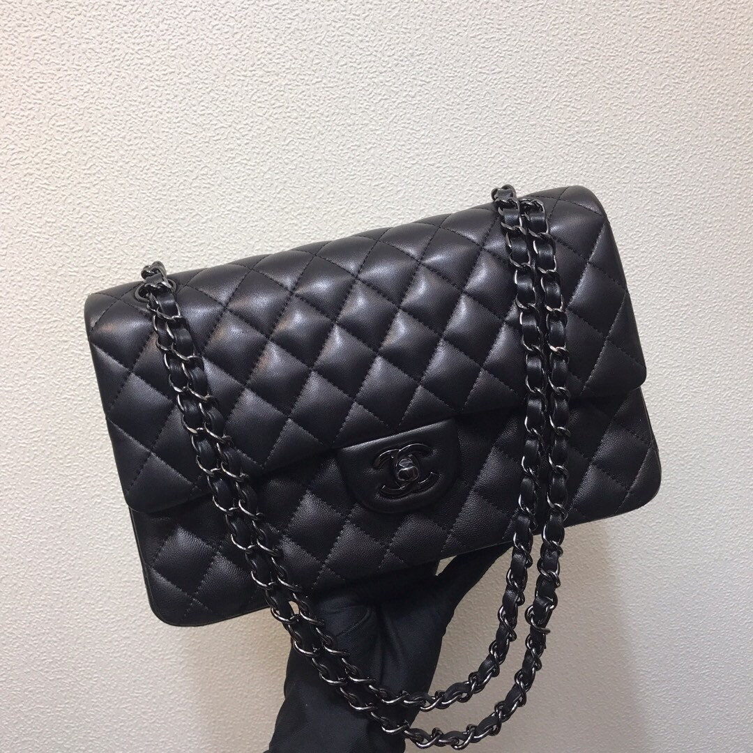 Ch*el CRUMPLED CALFSKIN QUITED DOUBLE FLAP BLACK  15.5x25.5x6.5cm