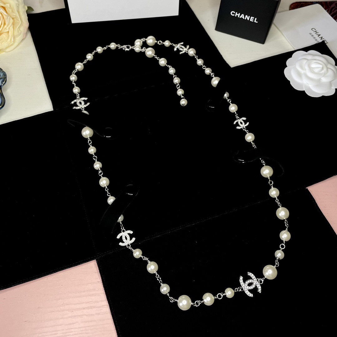 Ch*el necklace(chain length 102cm)