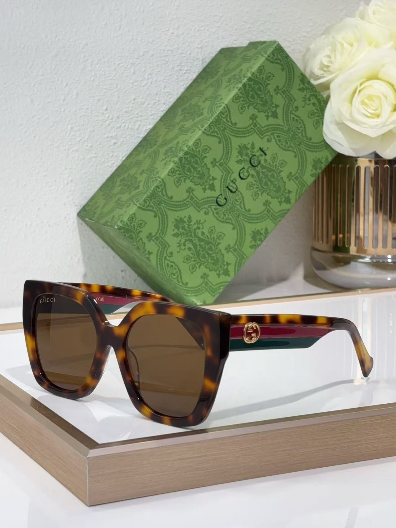 G*u*i glasses gg1300s