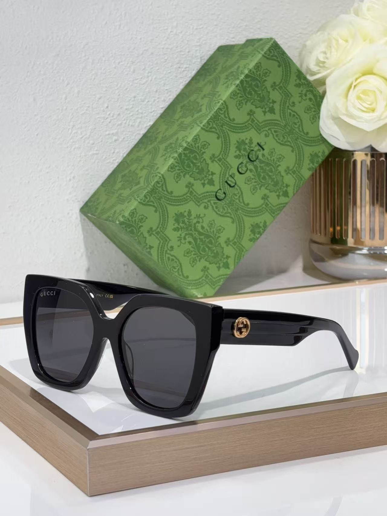 G*u*i glasses gg1300s