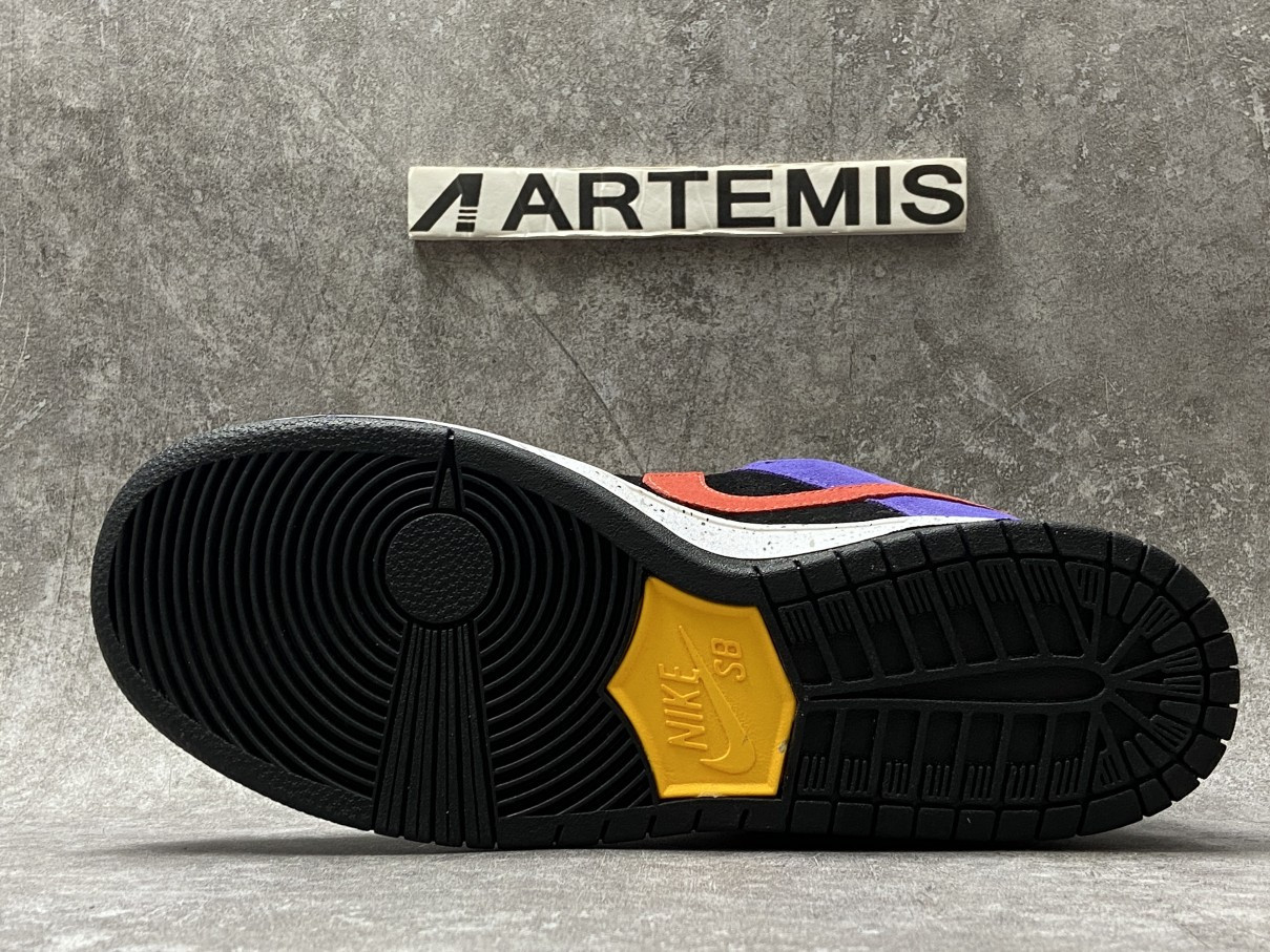 Nike SB Dunk Low “ACG Terra”