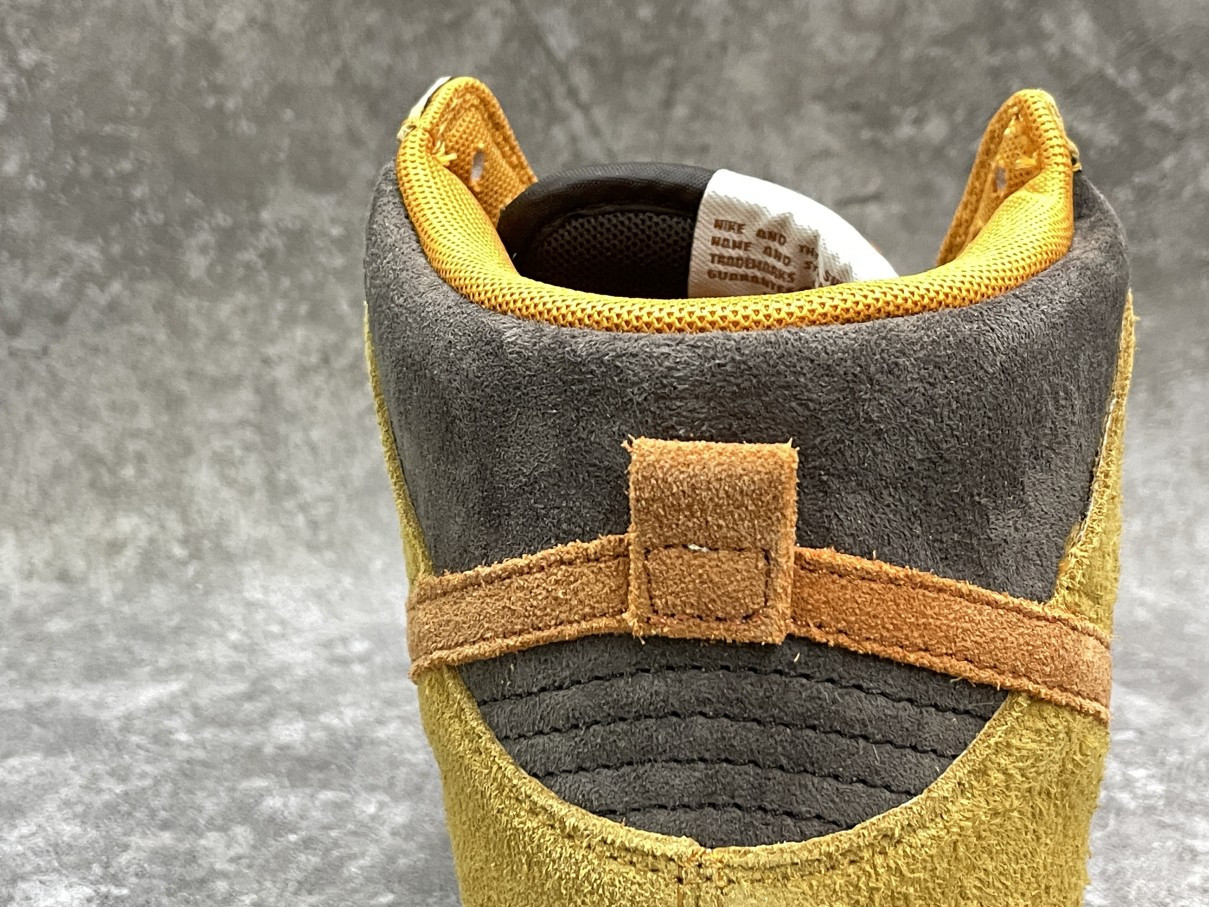 Nike Dunk High PRM Dark Russet