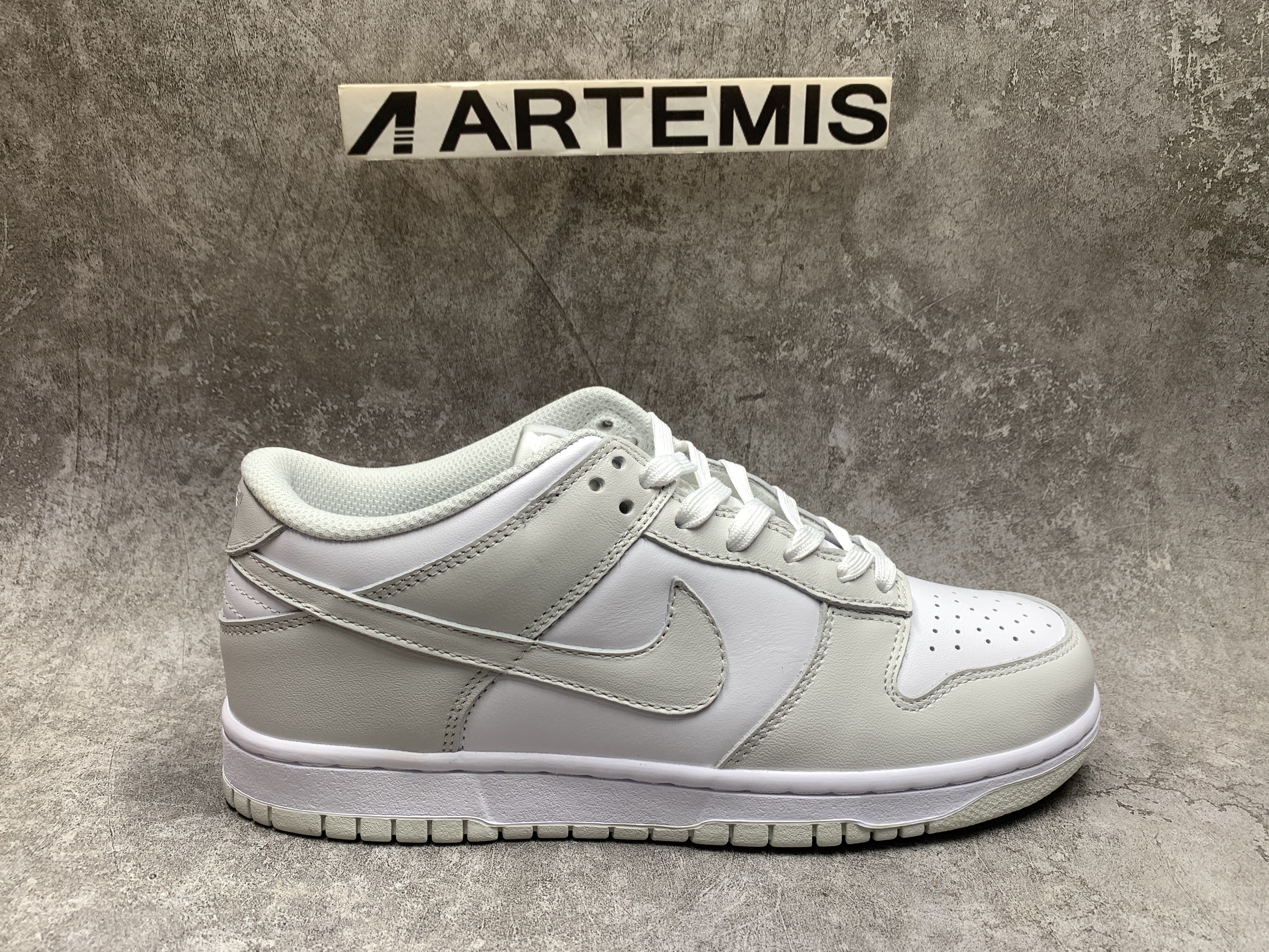 Nike Dunk Low Photon Dust