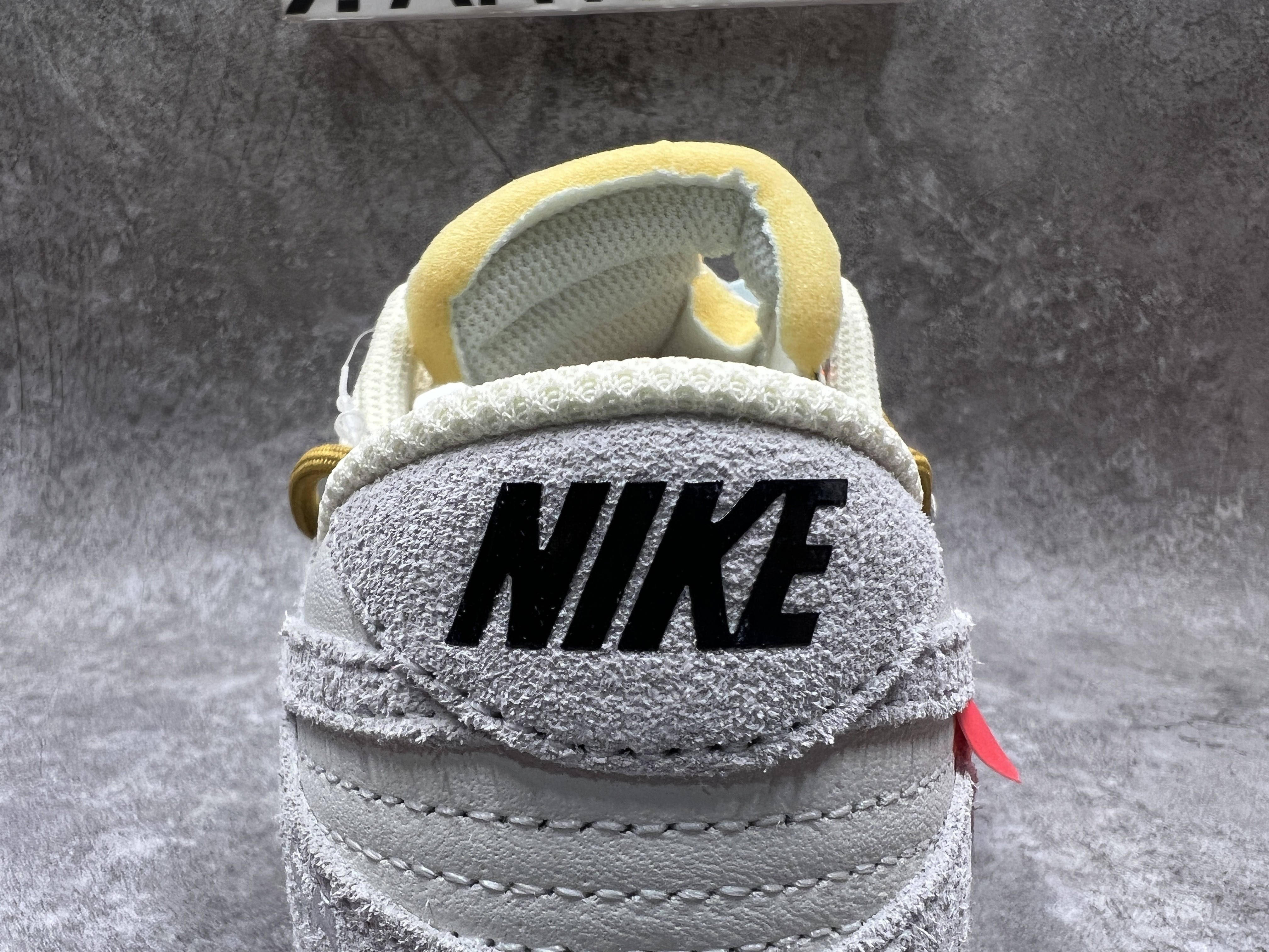 Off-White x Dunk Low Lot 37 of 50