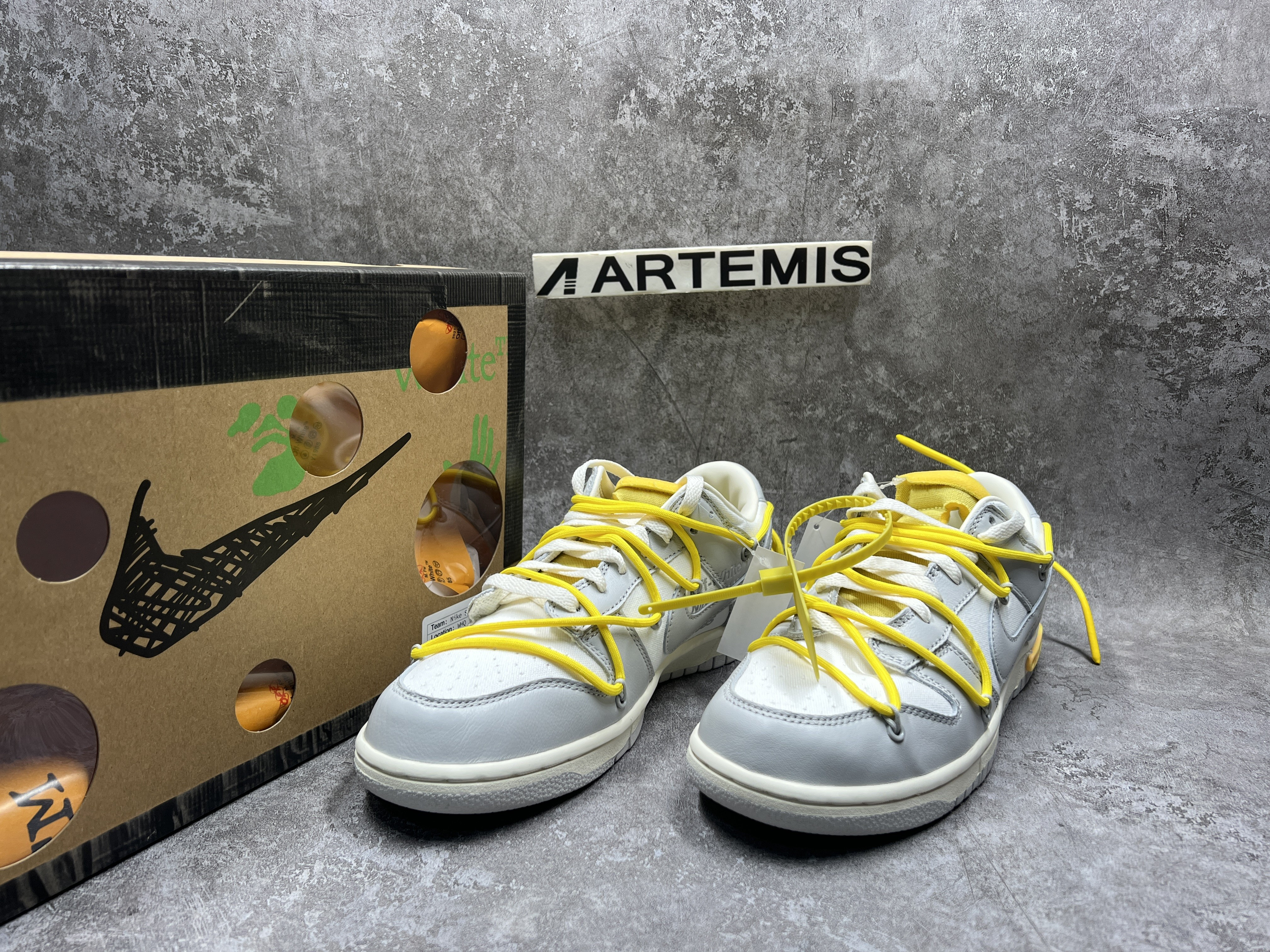 Nike Dunk Low Off-White Lot 29