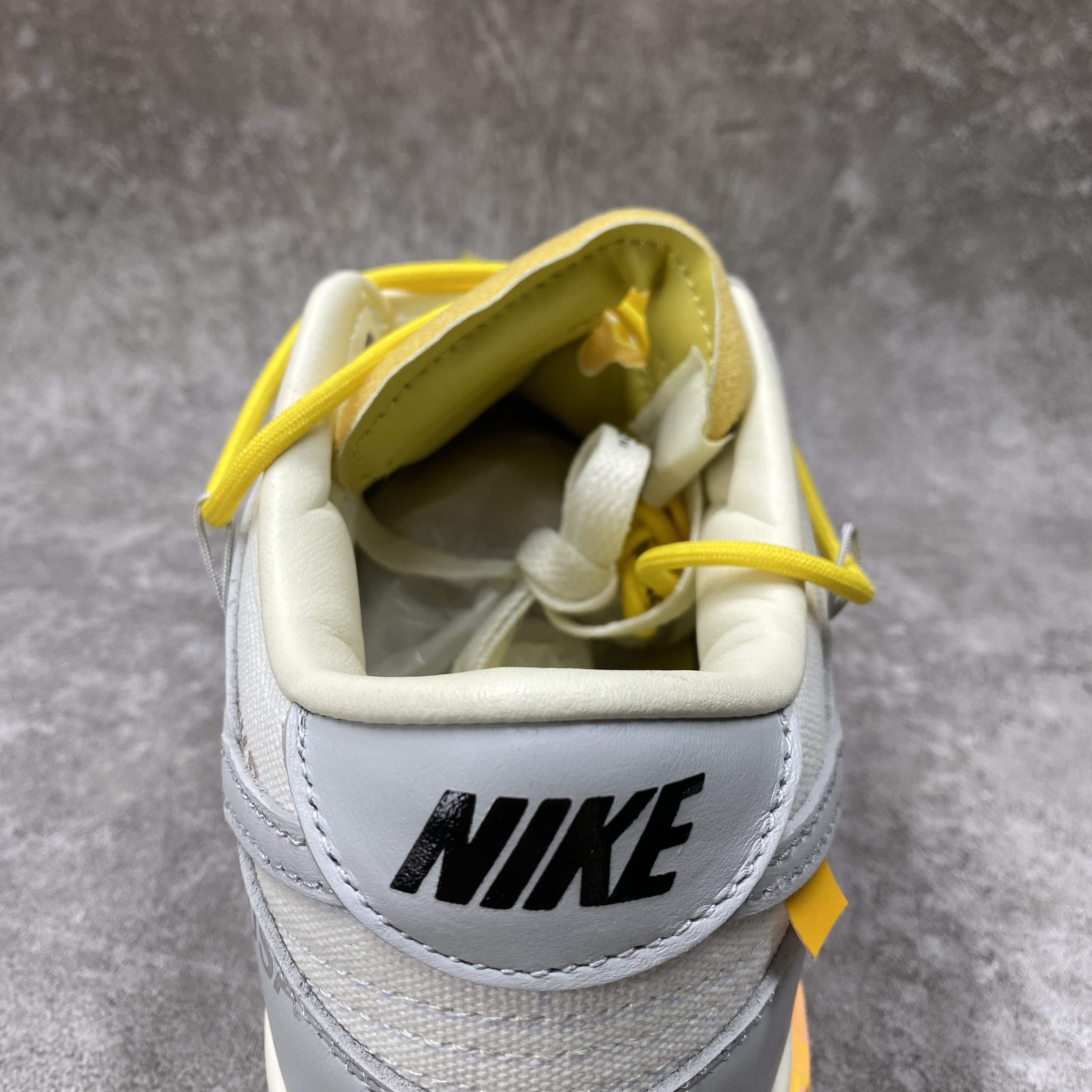 Nike Dunk Low Off-White Lot 29