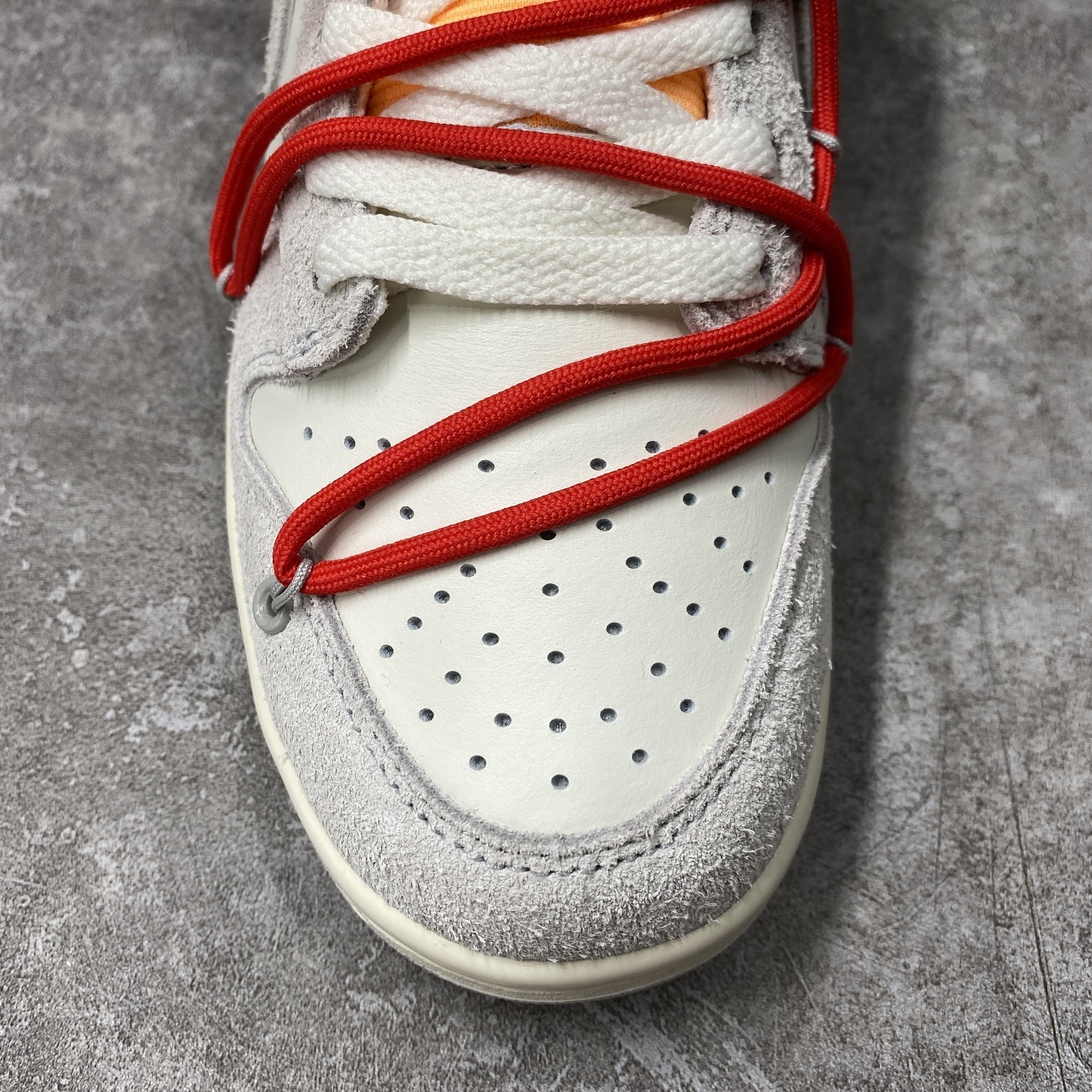 Nike Dunk Low Off-White Lot 40