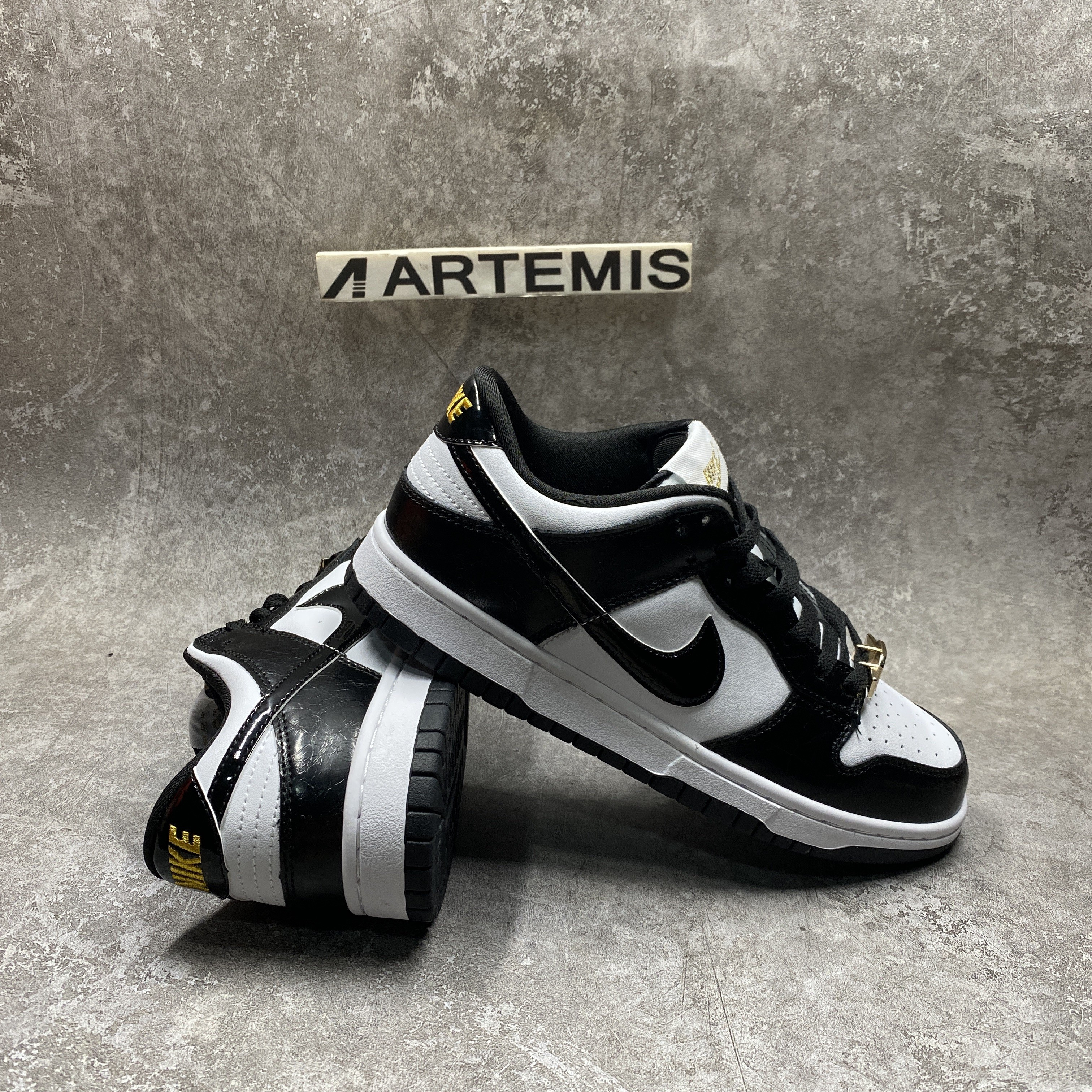 Nike Dunk Low World Champ